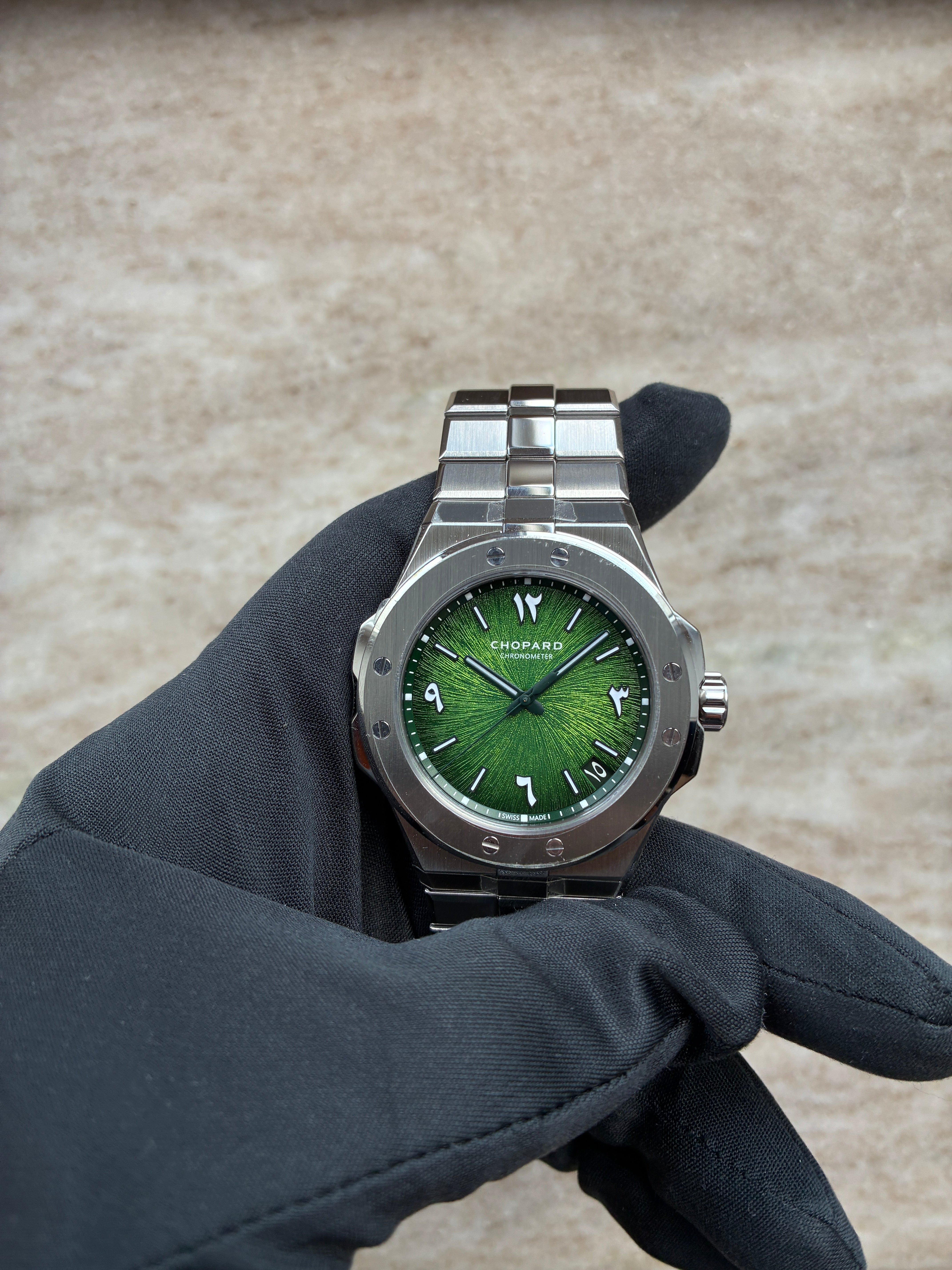 Alpine Eagle / very rare / New / Stickers / Green Dial / Alfardan / Limited 50 / Arabic Dial / Full-Set / 2025