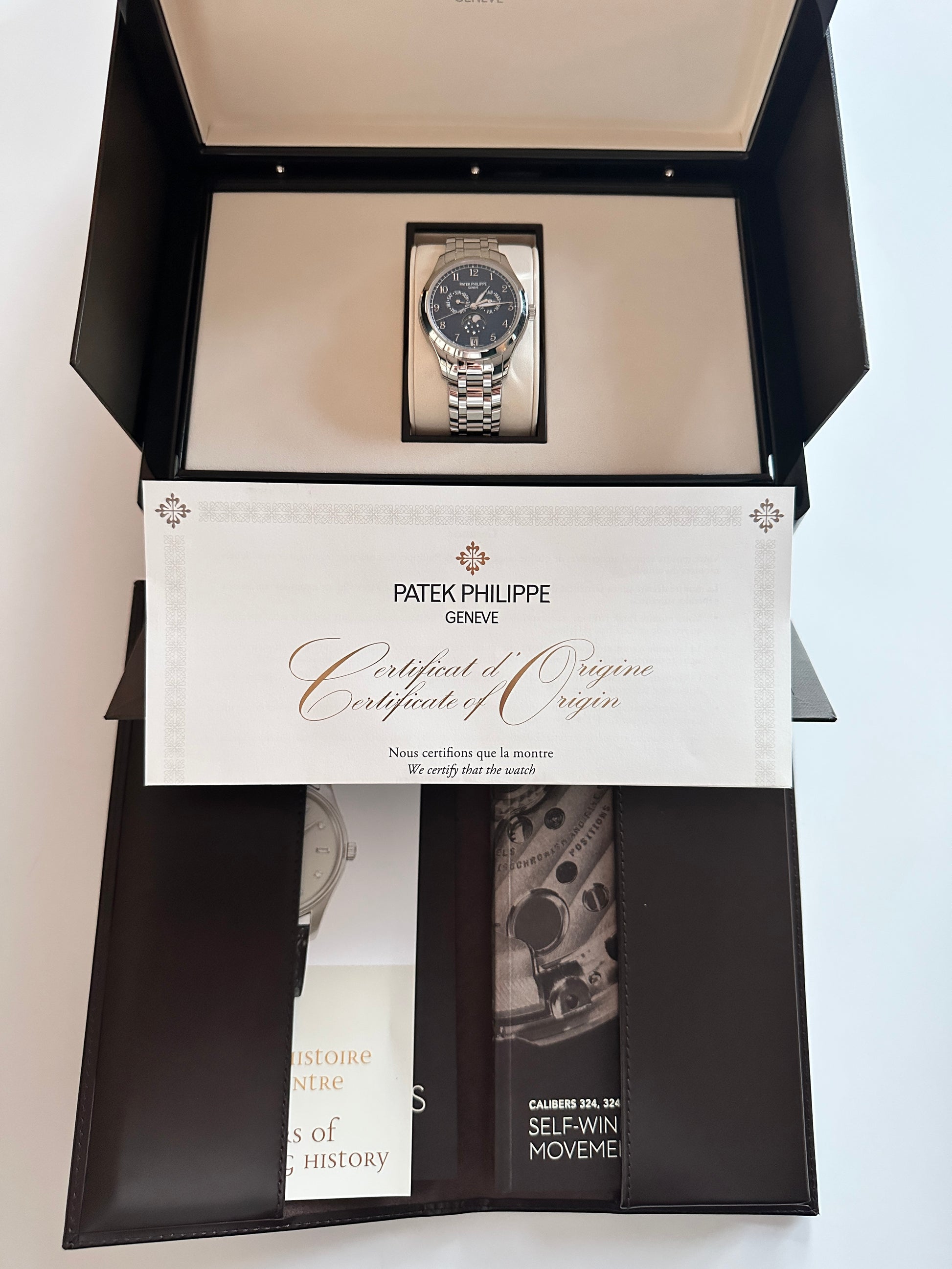 Patek Philippe - Patek Philippe Annual Calendar Moon Phase 4947/1A-001 - Juwelier Spliedt
