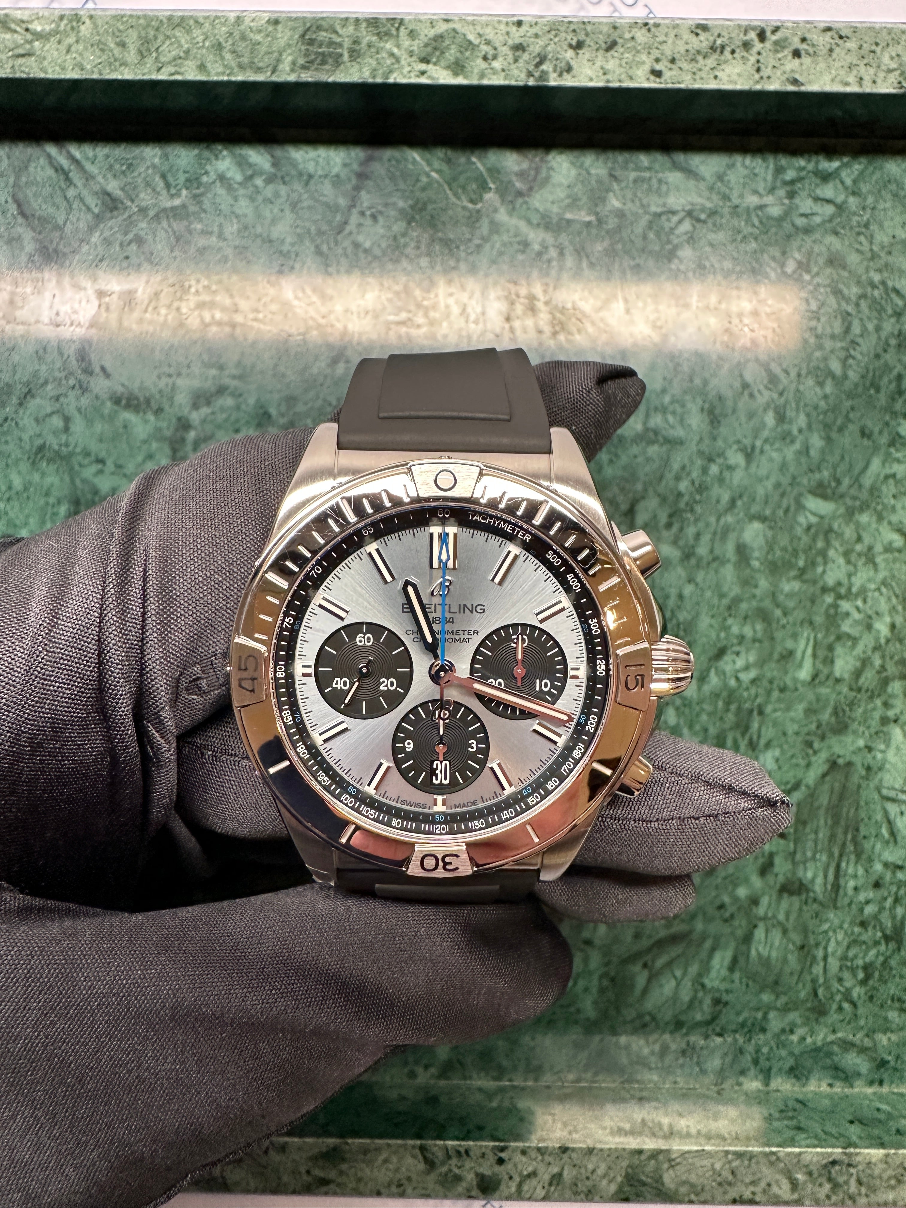 Chronomat B01 Iceblue / Box and Paper / 2023