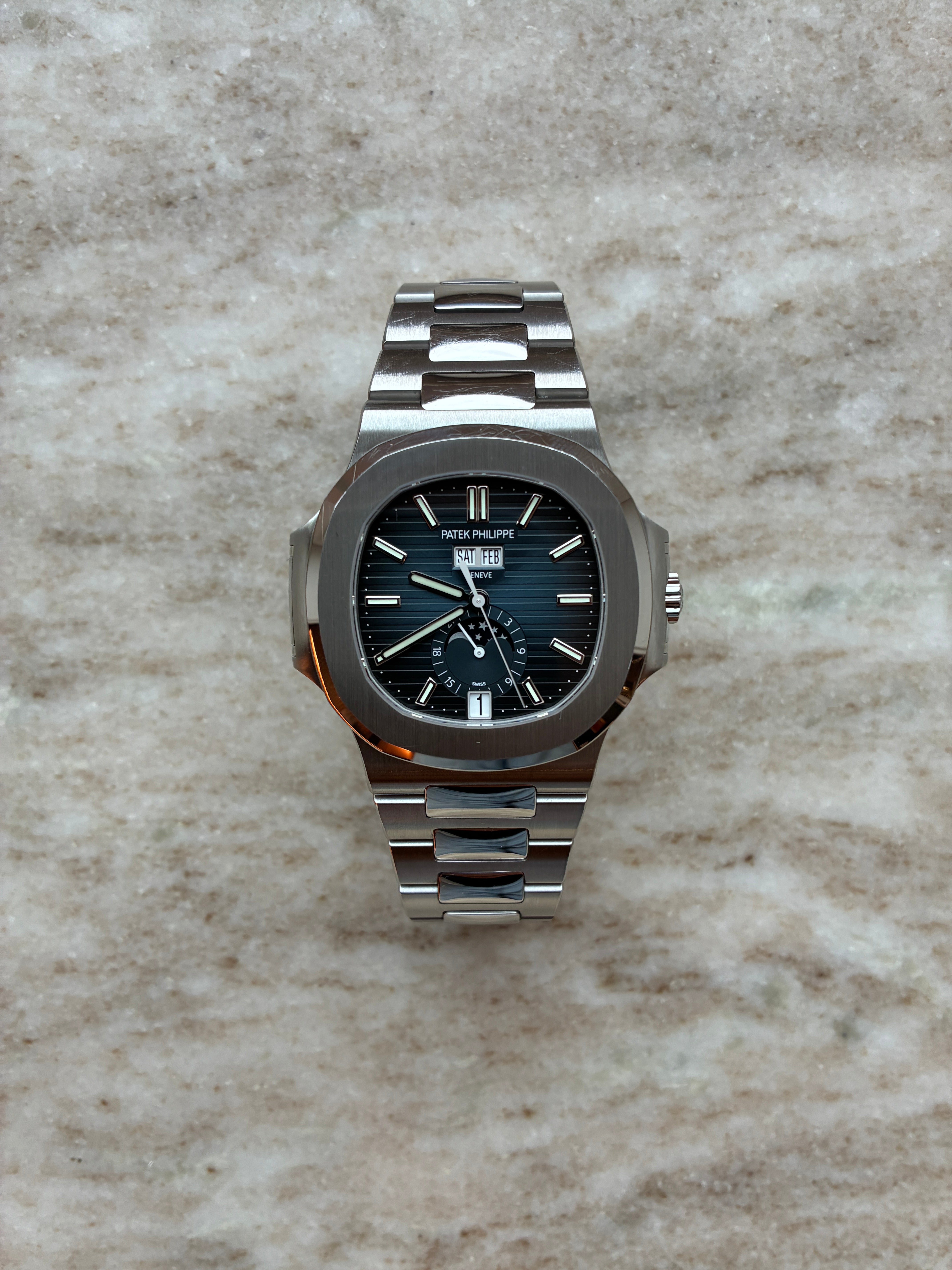 Nautilus / annual calendar  / Full-Set / 2021