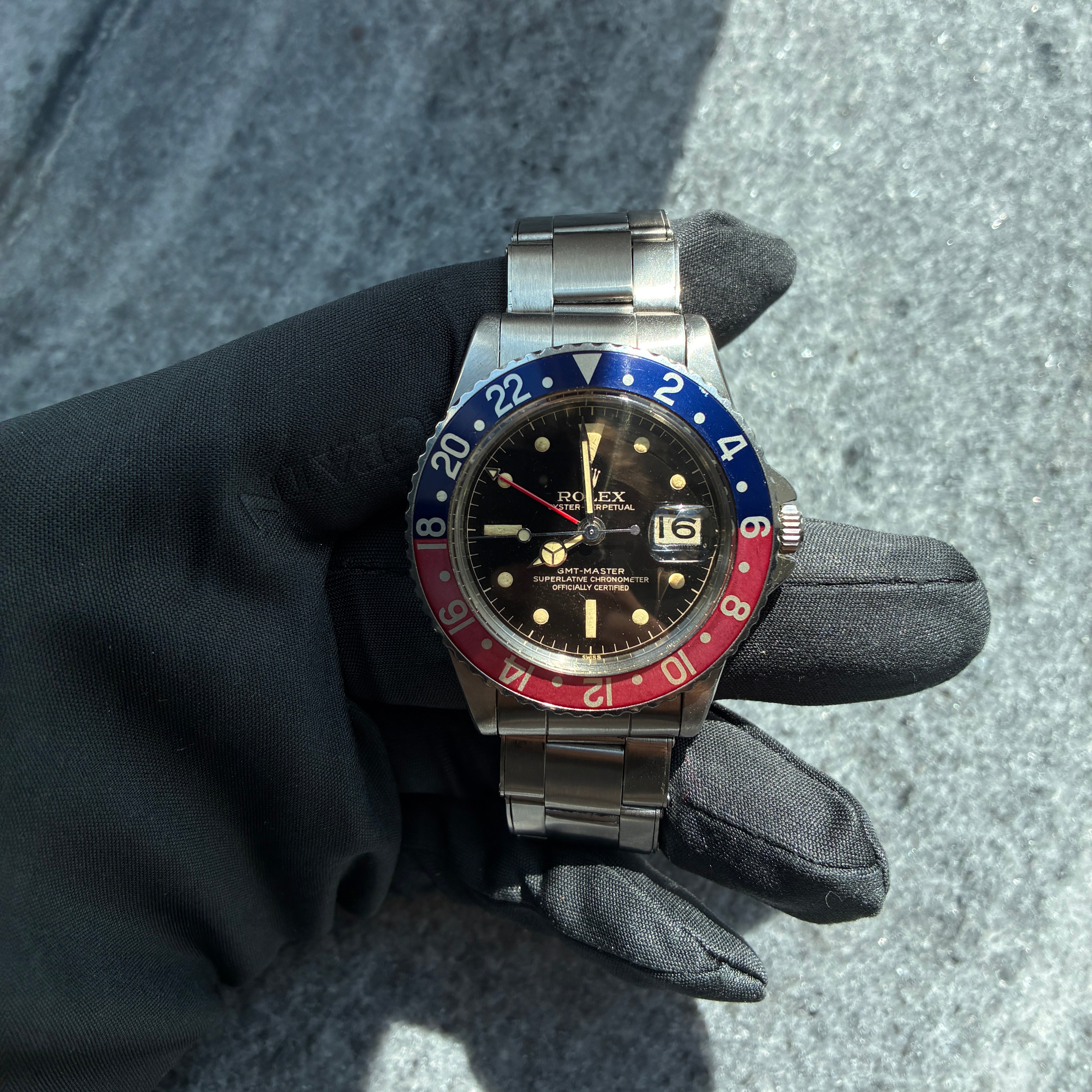 GMT-Master / Vintage / Radium / Pointed crown guard / org. Box / Glossy Gilt Dial / Vintage / 1963 / very good condt. / Rolex Rivet Stratch Bracelet