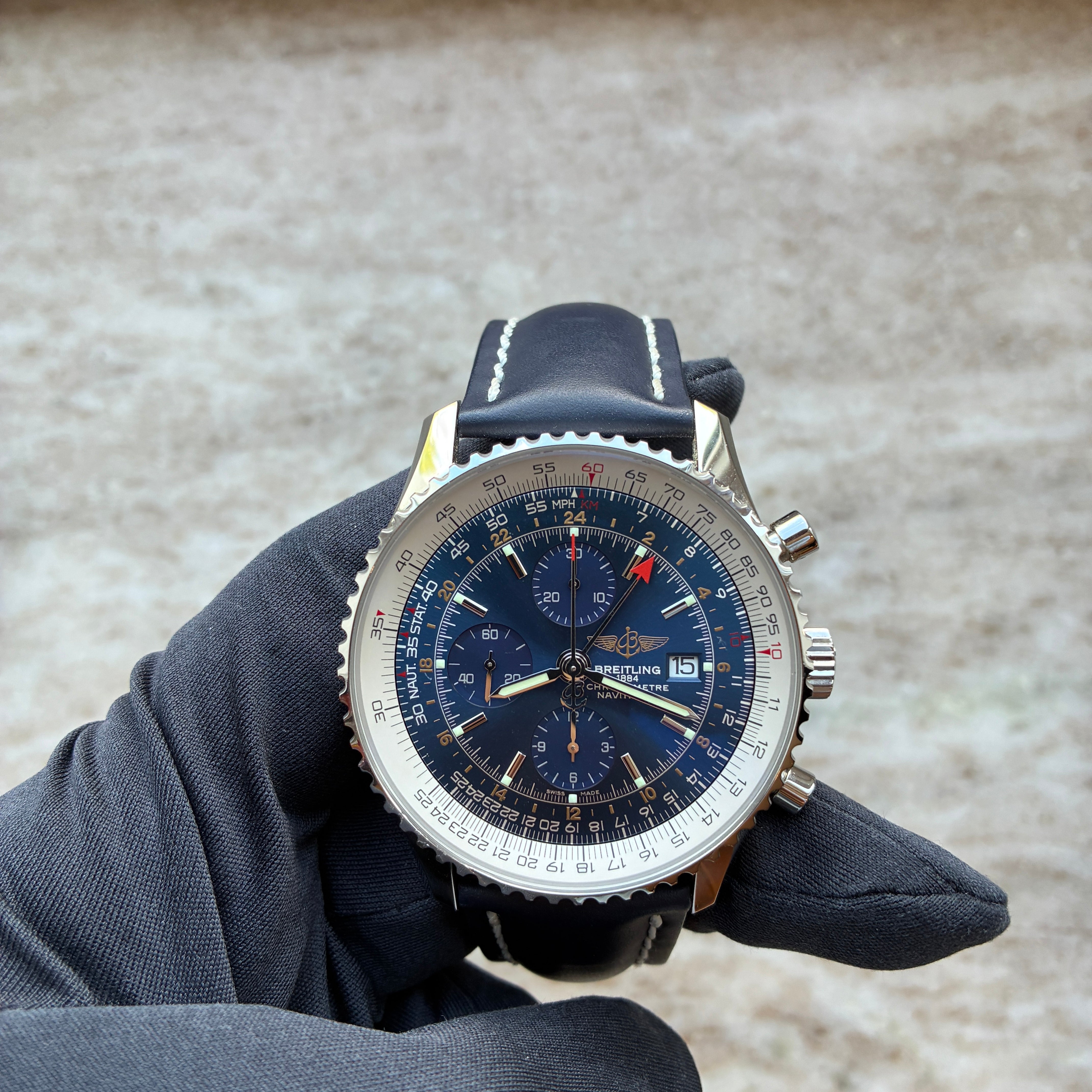 Navitimer / World Blue Dial / very good condt. / Full-Set / 2019