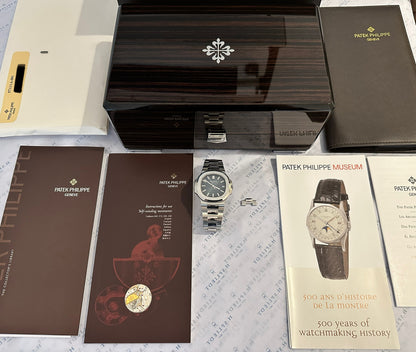 Patek Philippe - Patek Philippe Nautilus Ref 5711/1A-001 (unpolished) - [product_sku]