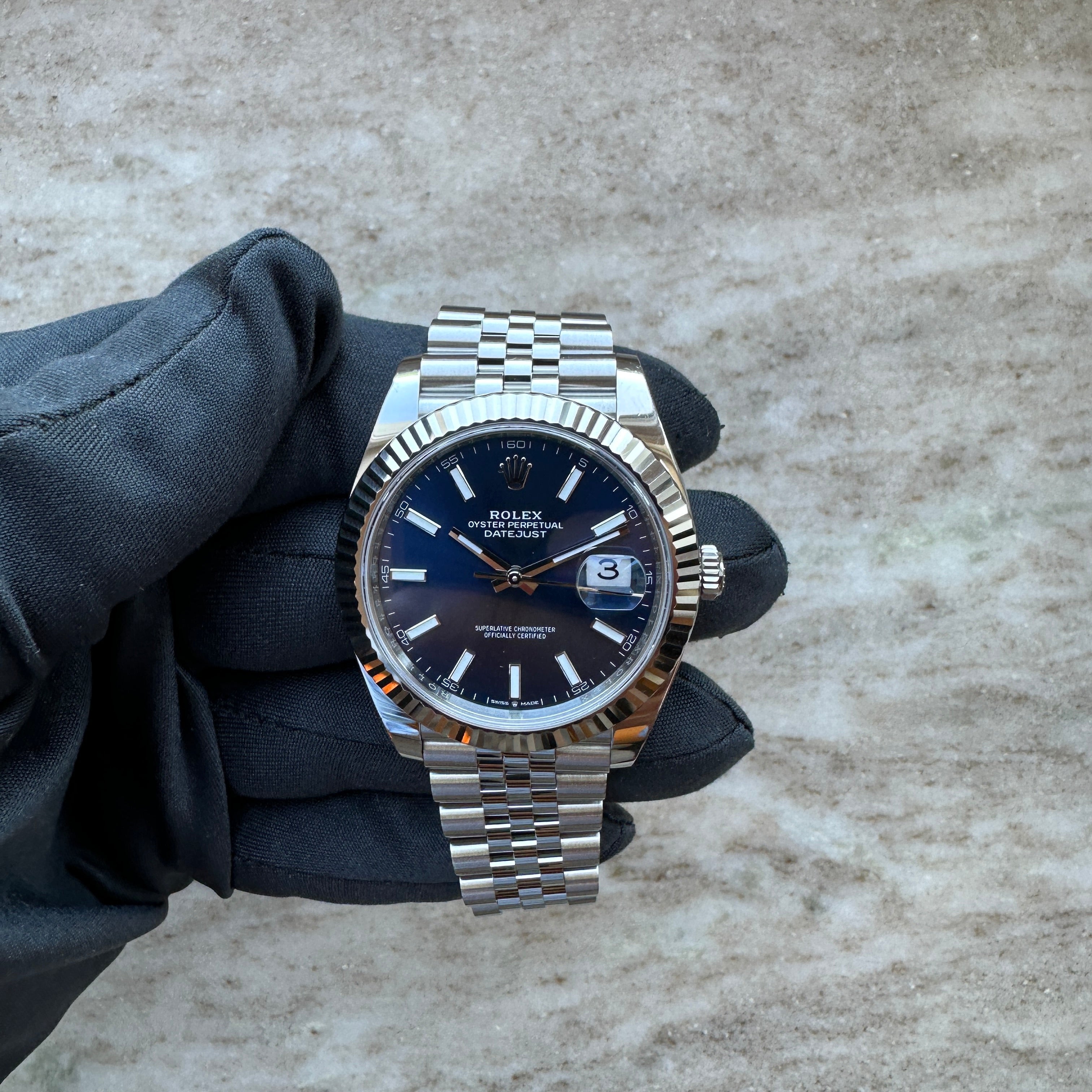 Datejust 41 Blue Dial Jubilee Whitegold Bezel / Box and Paper / 126334 / very good Condition / 2022