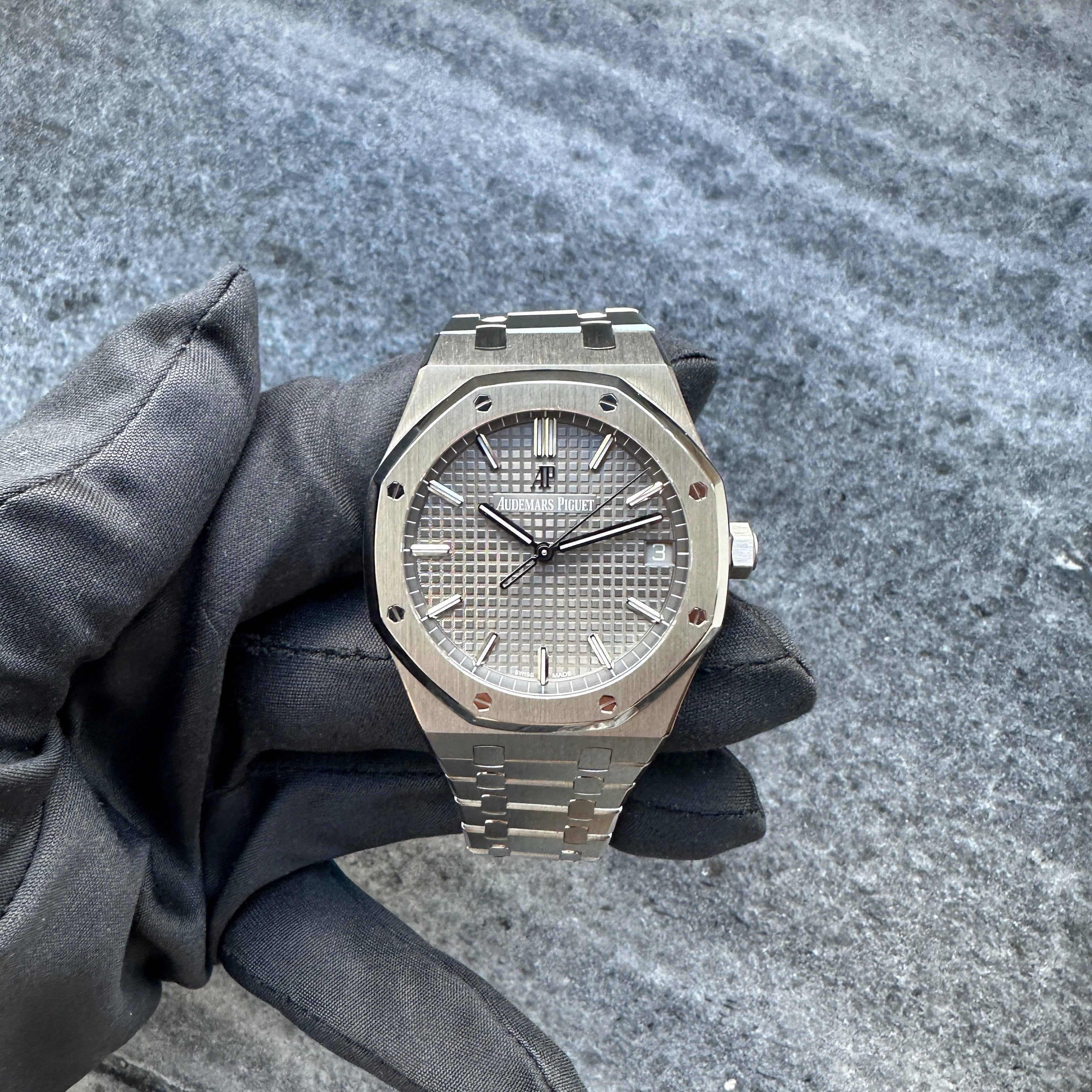 Audemars Piguet Royal Oak 15500ST Grey