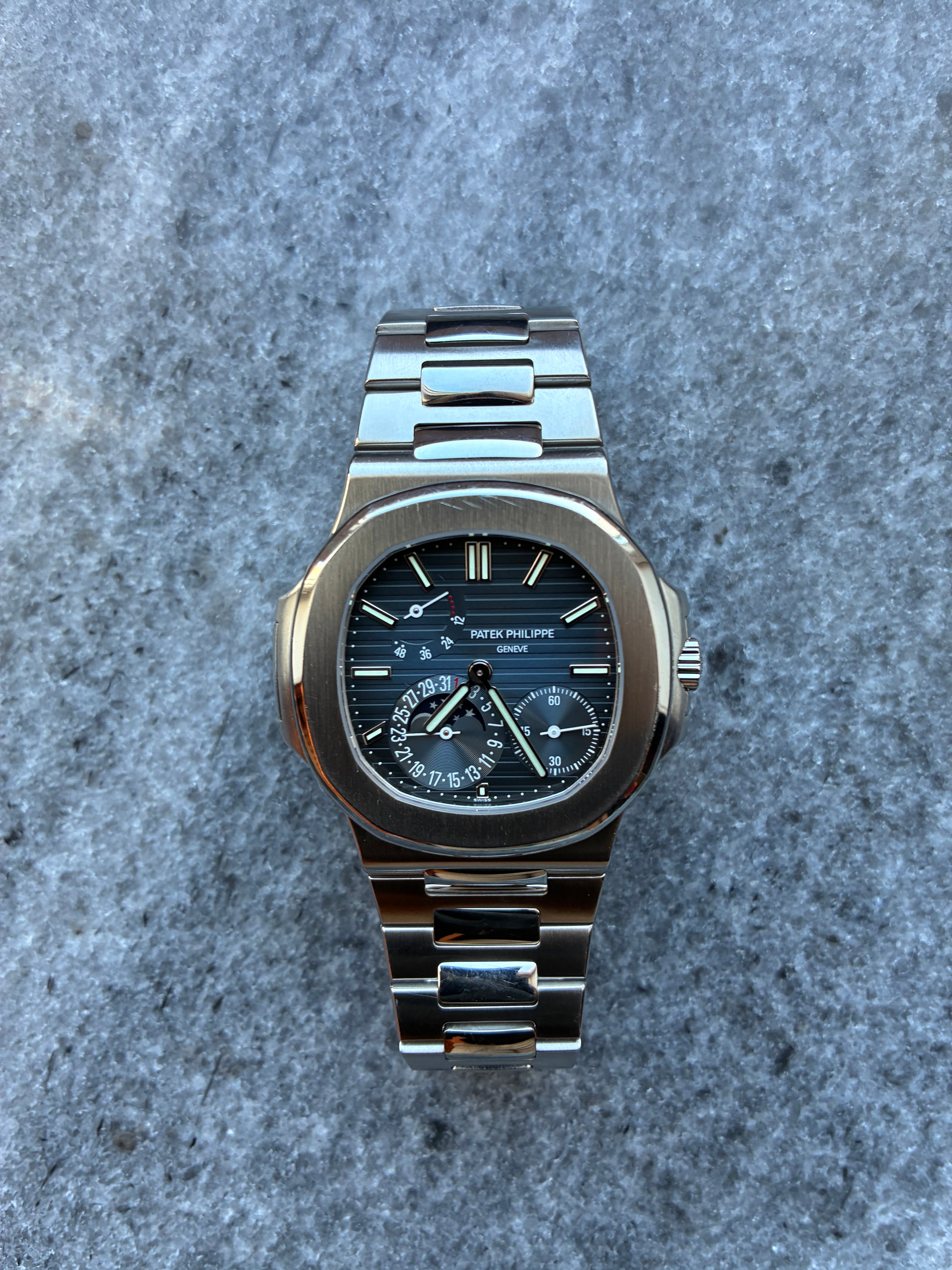 5712/1A-001 / very good Condition / Date - Moonphase - Power-Reserve / Patek Service 2025 / Blue Dial / Full-Set / Germany 2010