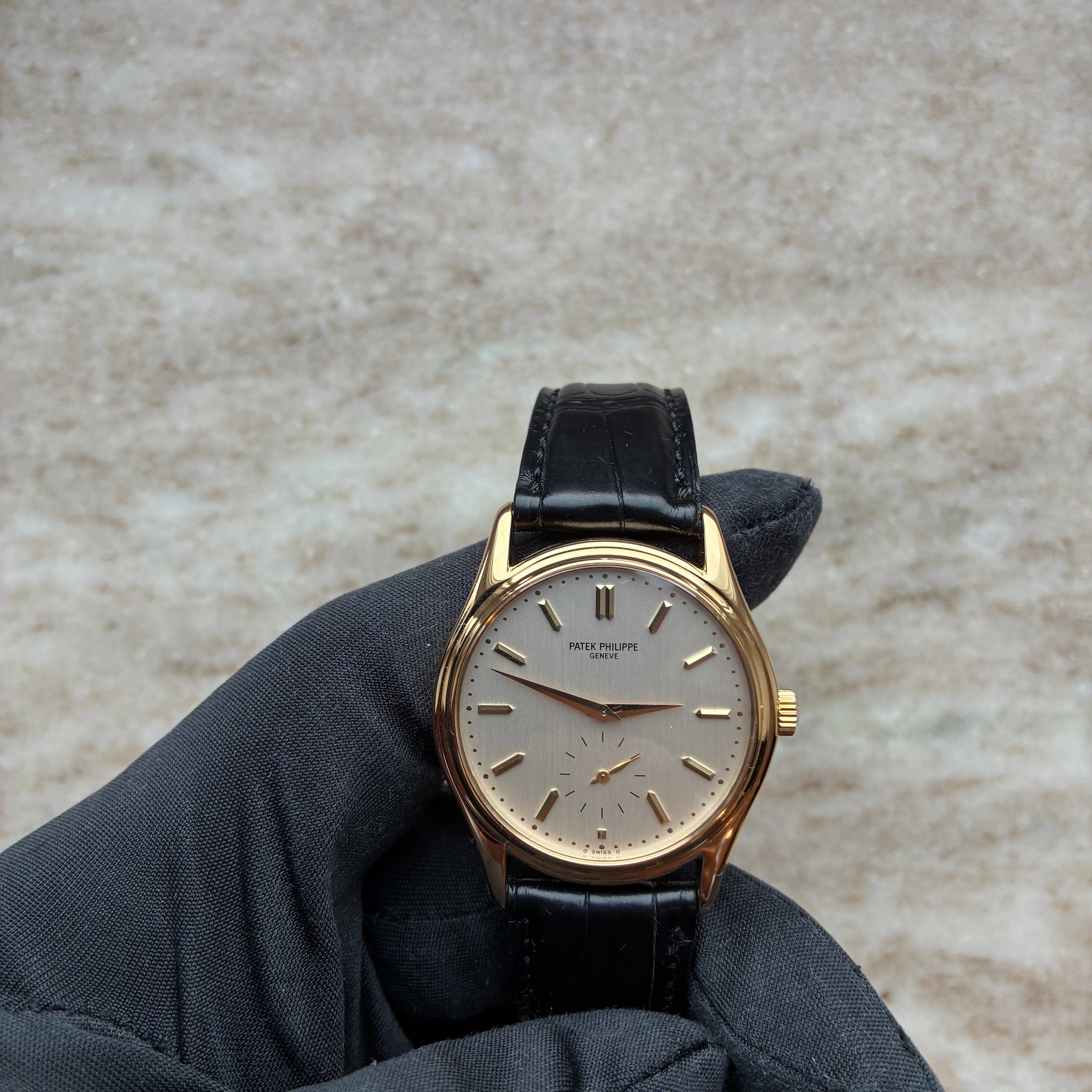 Calatrava very good condt. / yellow-gold / Vintage / Papers / 2000