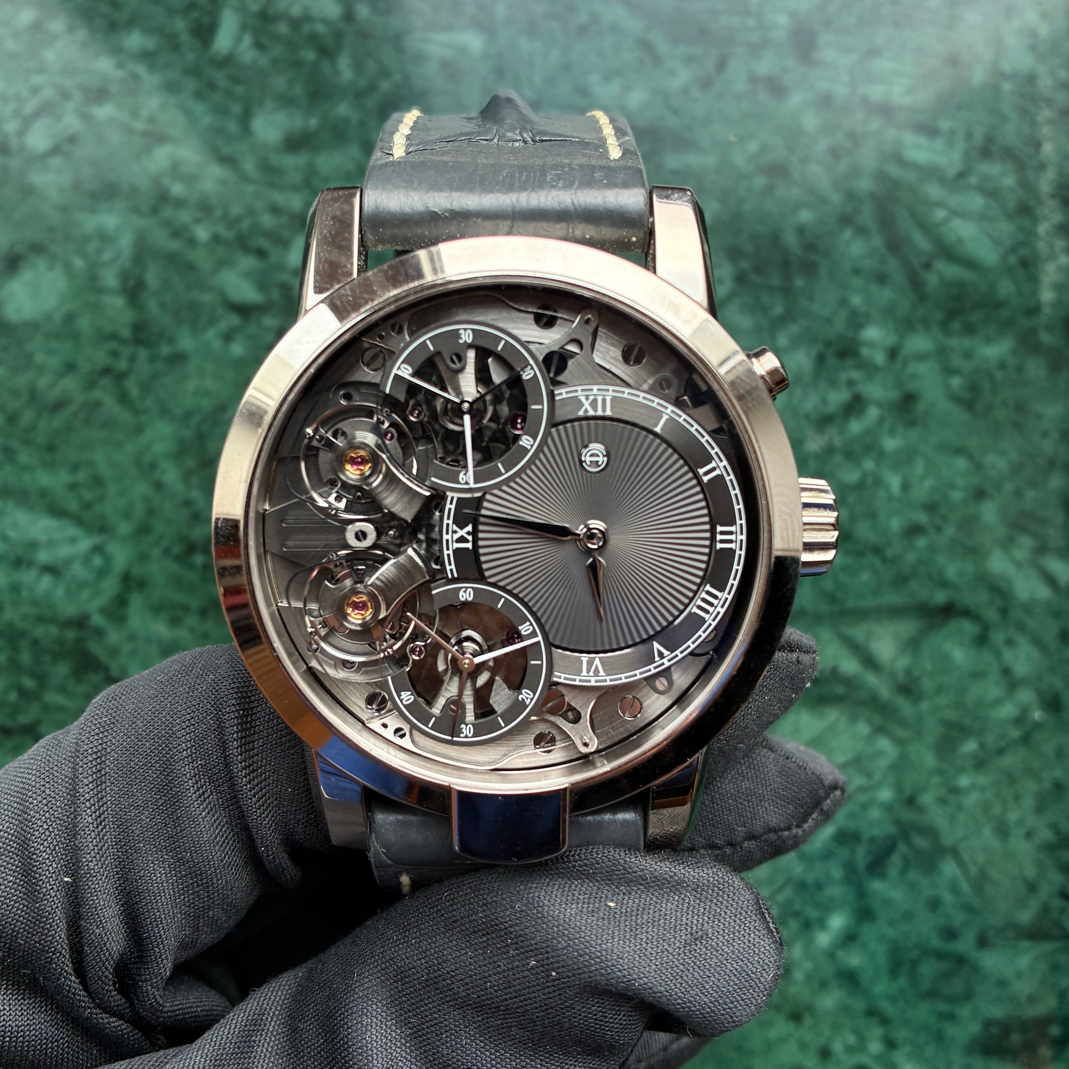 Mirrored Force Resonance Special edition Guilloché Dial / 3 Straps / White gold / Full-Set / 2021