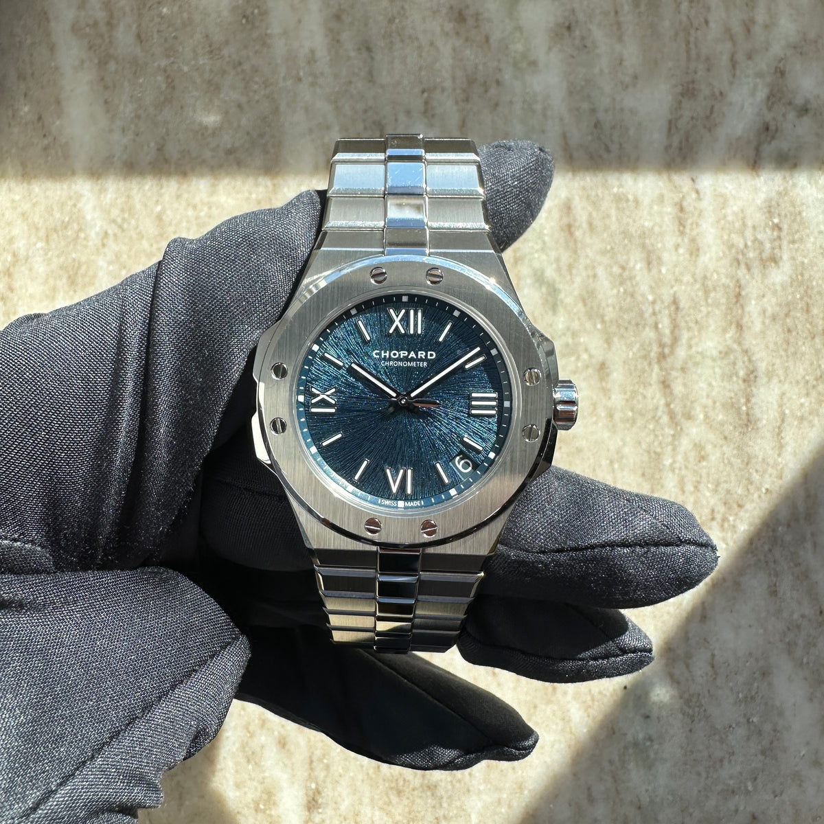 Alpine Eagle Blue 41 mm / Full Set / very good Condition / 2022