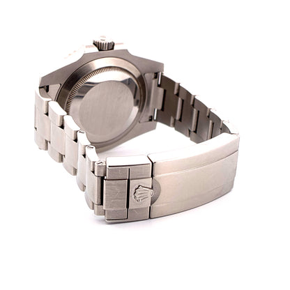Rolex Submariner Date / Full-Set / 2020
