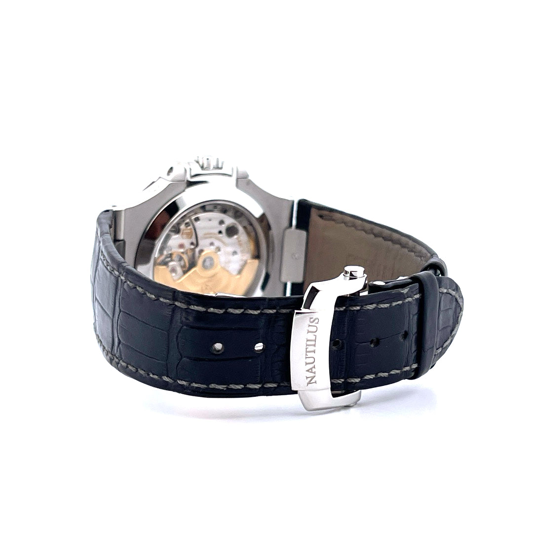 Patek Philippe - Nautilus 5726A-001  Full Set / excellent condition / on stock 2nd strap 2014 - [product_sku]