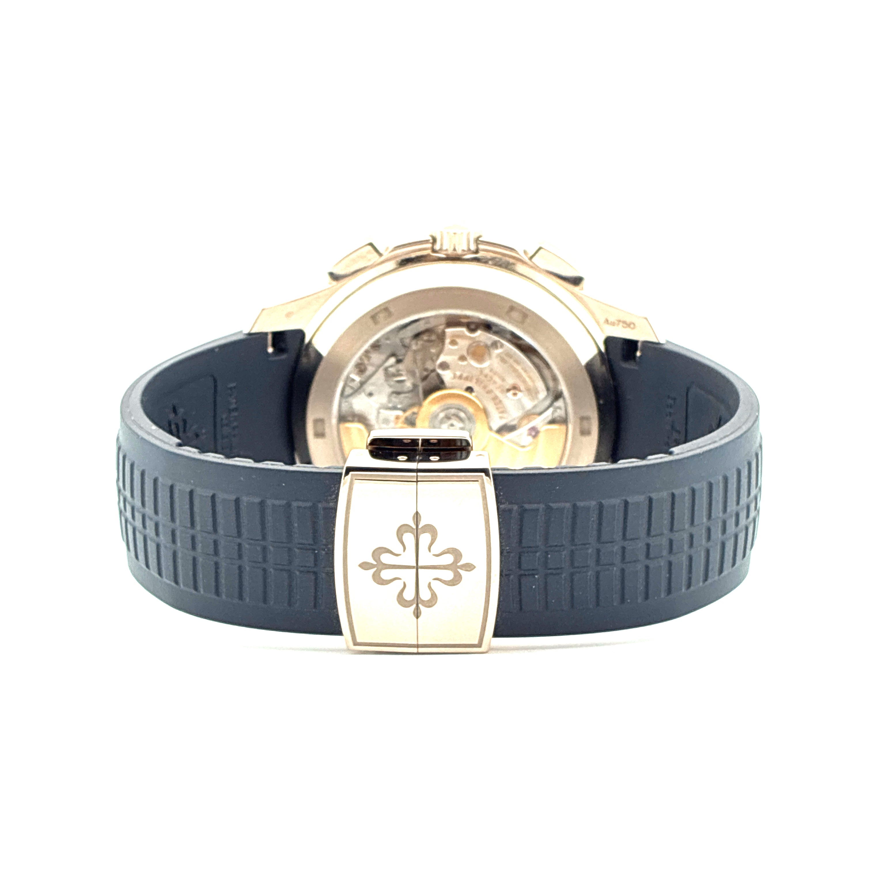 Patek Philippe Aquanaut Chronograph Rückseite mit Automatikwerk, Weißgold-Faltschließe und schwarzem Kautschukarmband
