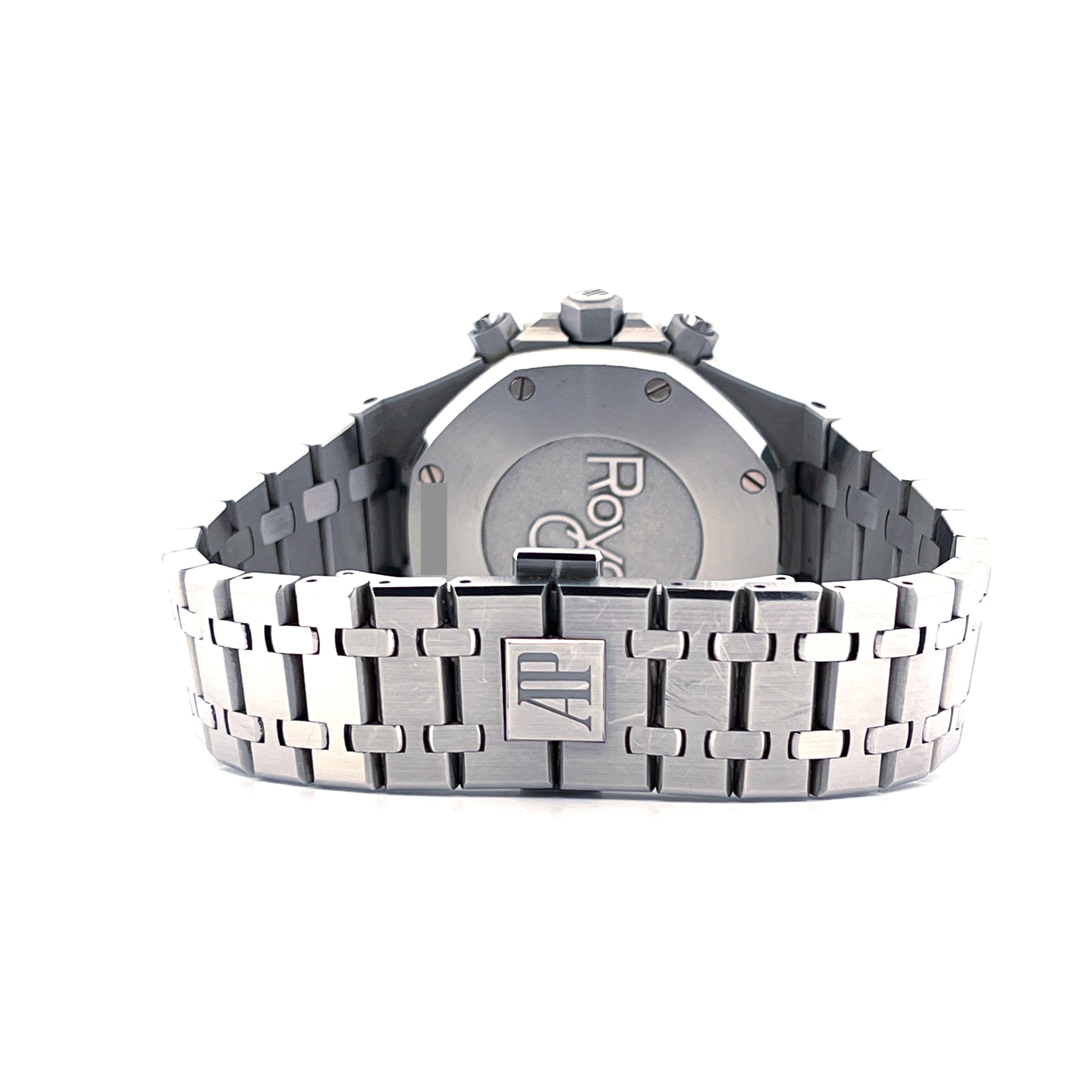Audemars Piguet Royal Oak Chronograph Stahlgehäuse und Armband mit AP Logo auf der Schließe