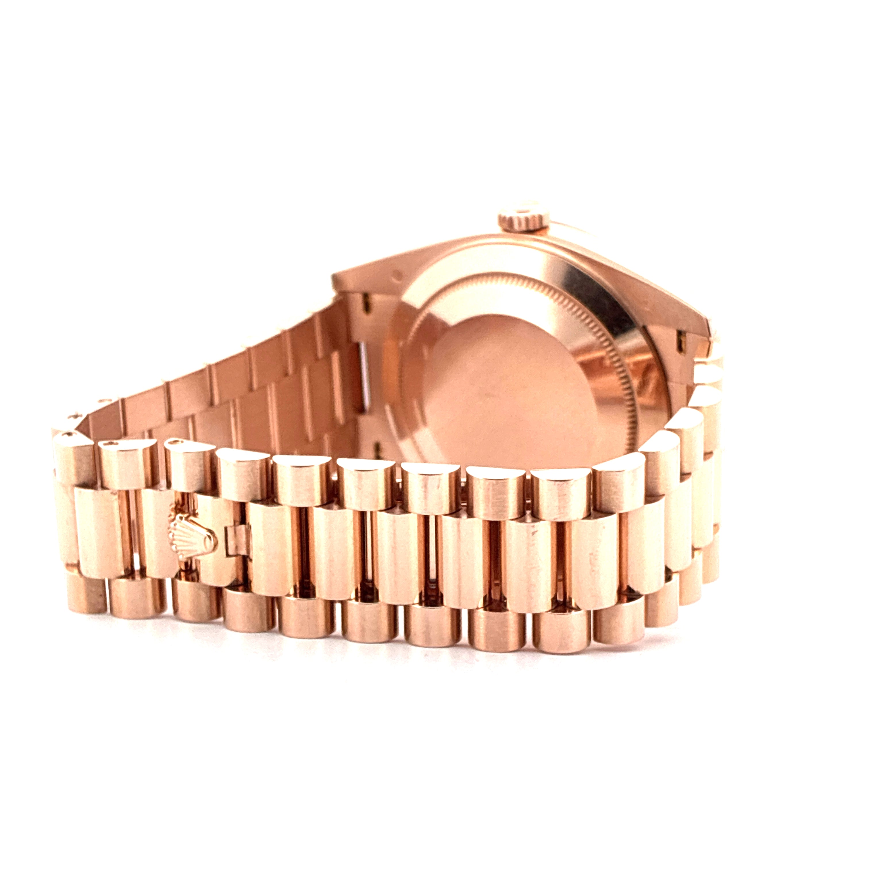 Day-Date 40 / Roségold / Rolex Service 2025 / Invoice / Baguette Factory Set / Pink Dial / Full-Set 2021