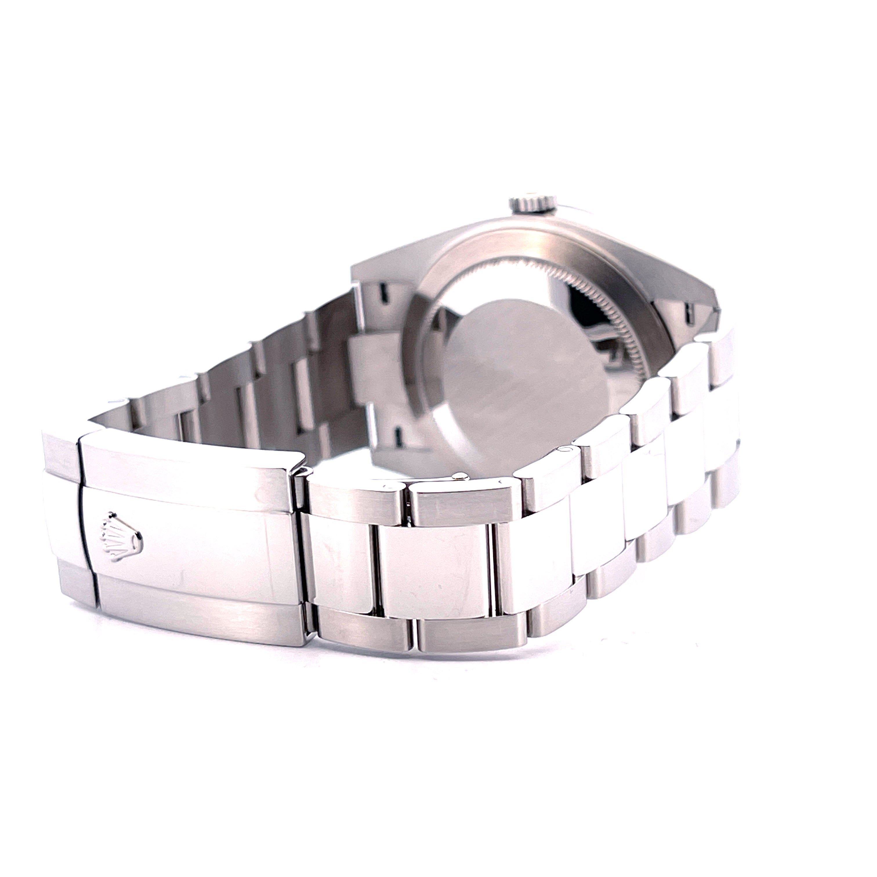 Datejust 41 Blue Dial Jubilee Whitegold Bezel / Box and Papers / 126334 / Very Good Condition / 2022