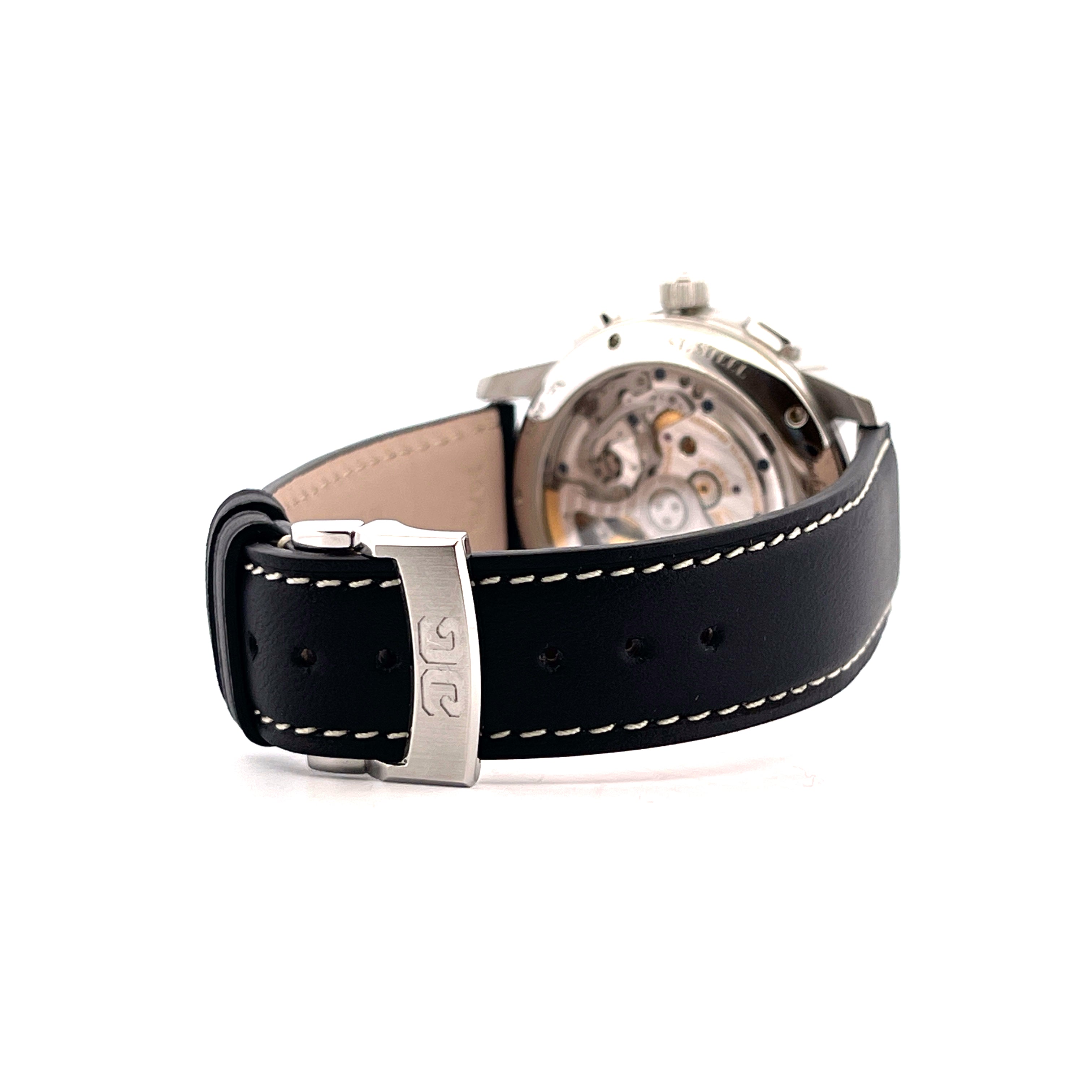 Glashütte Original Senator Flyback Chronograph: Rückseite mit schwarzem Lederarmband und Schließe