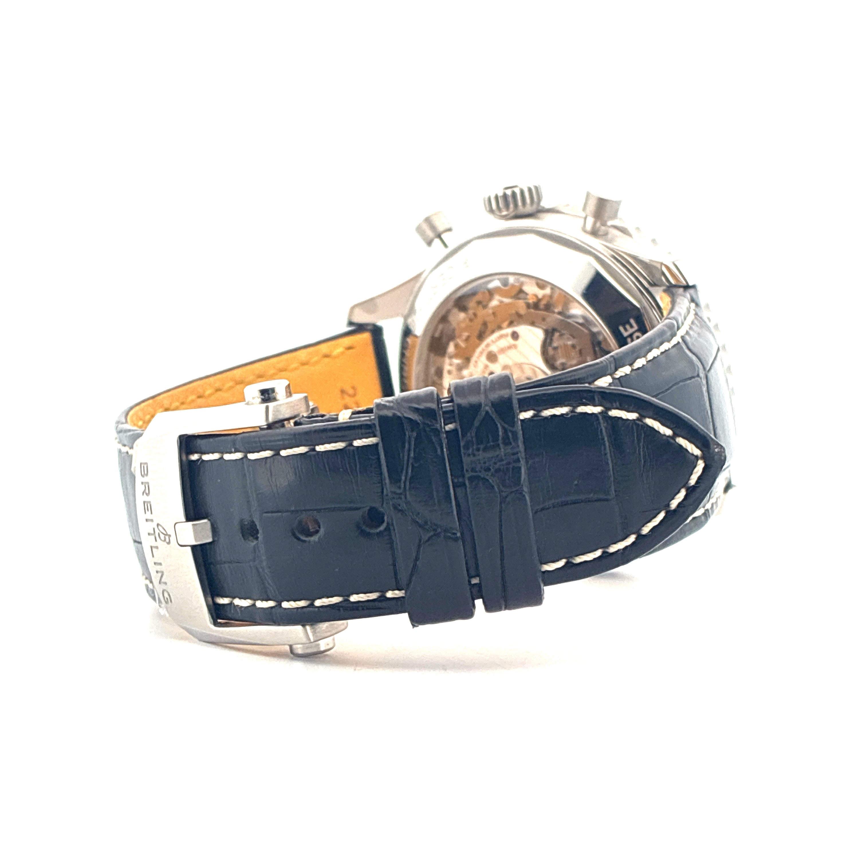 Breitling - Navitimer 1 B01 Chronograph 43 / Ice Dial / very good condt. / leather strap / Full-Set 2023 - [product_sku]