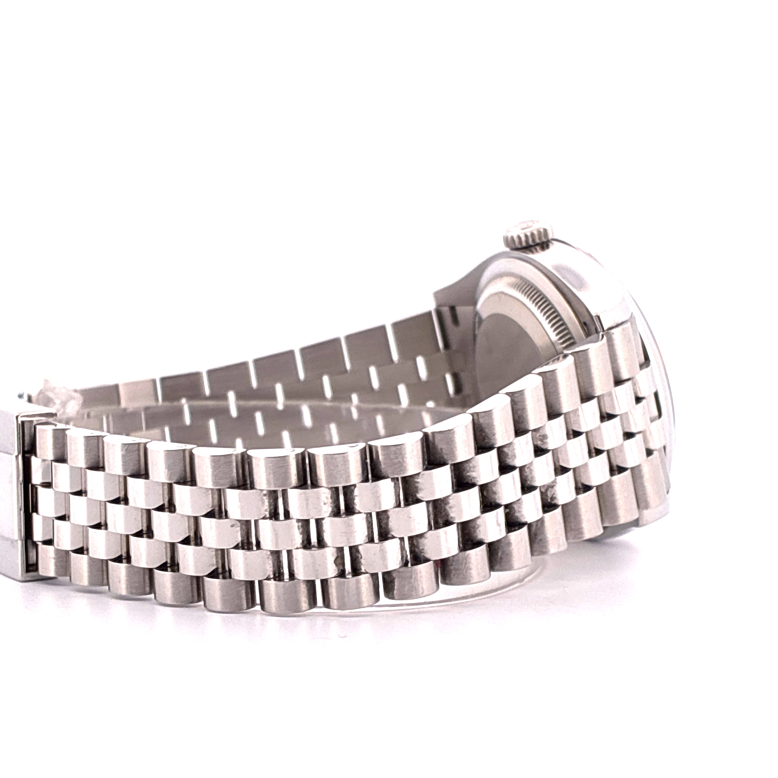 Rolex Datejust 36 Stahl Jubilee Armband Seitenansicht auf weißem Hintergrund