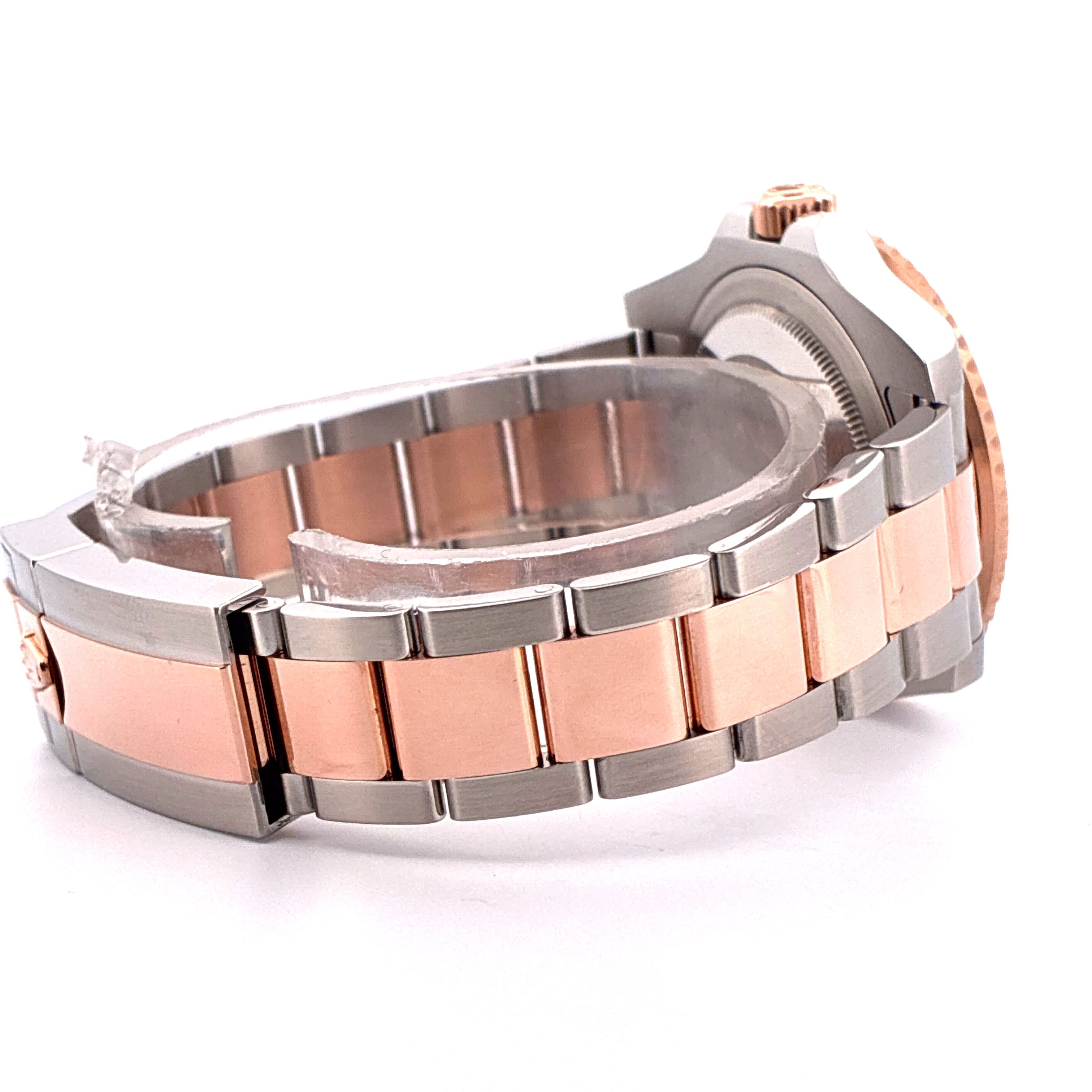 Rolex Rootbeer im Detail, 40 mm Gehäuse aus Gold und Stahl, Armband mit zweifarbigen Elementen