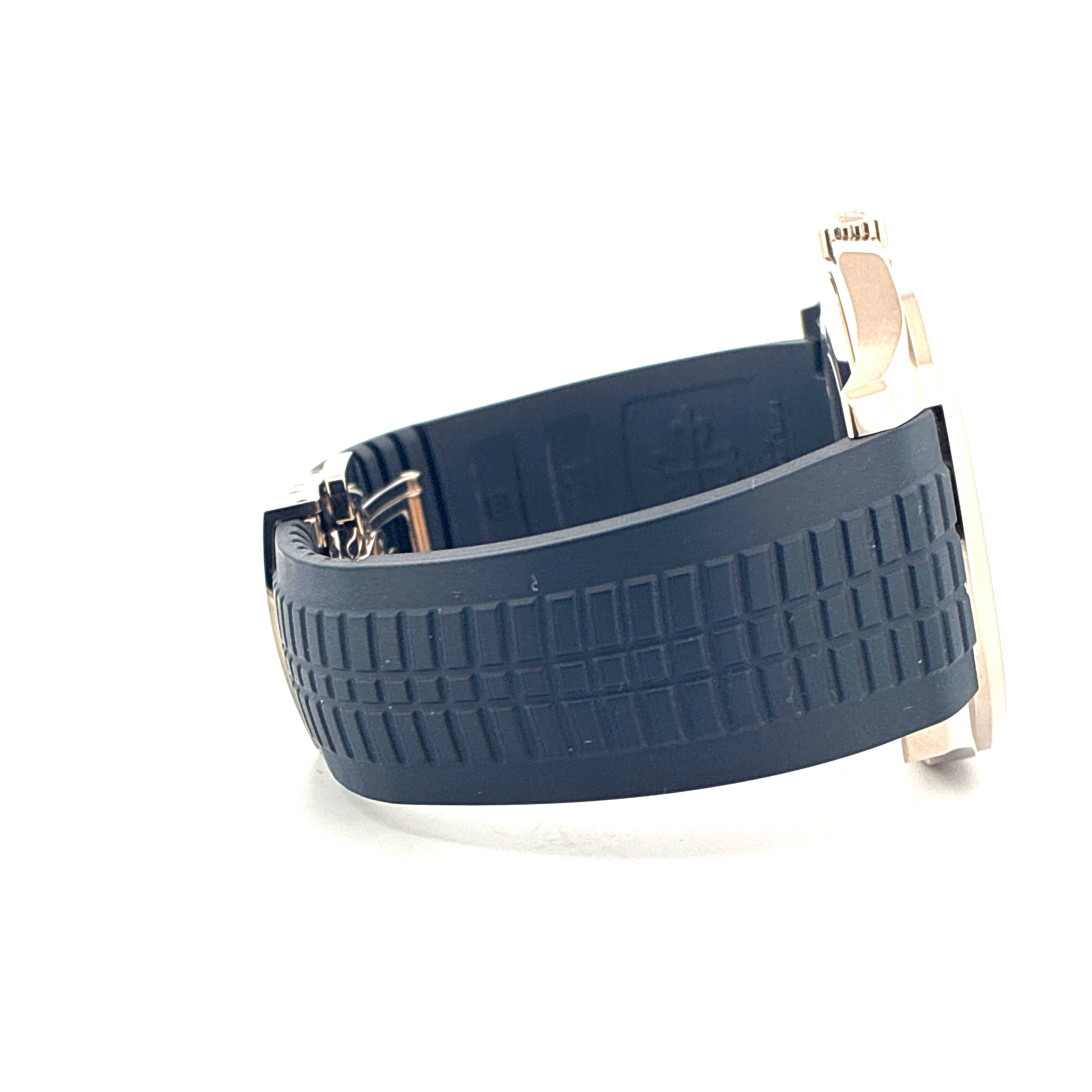 Aquanaut / Rubber Strap / White Gold / Blue Dial in Very Good Condition / Full Set / 2021