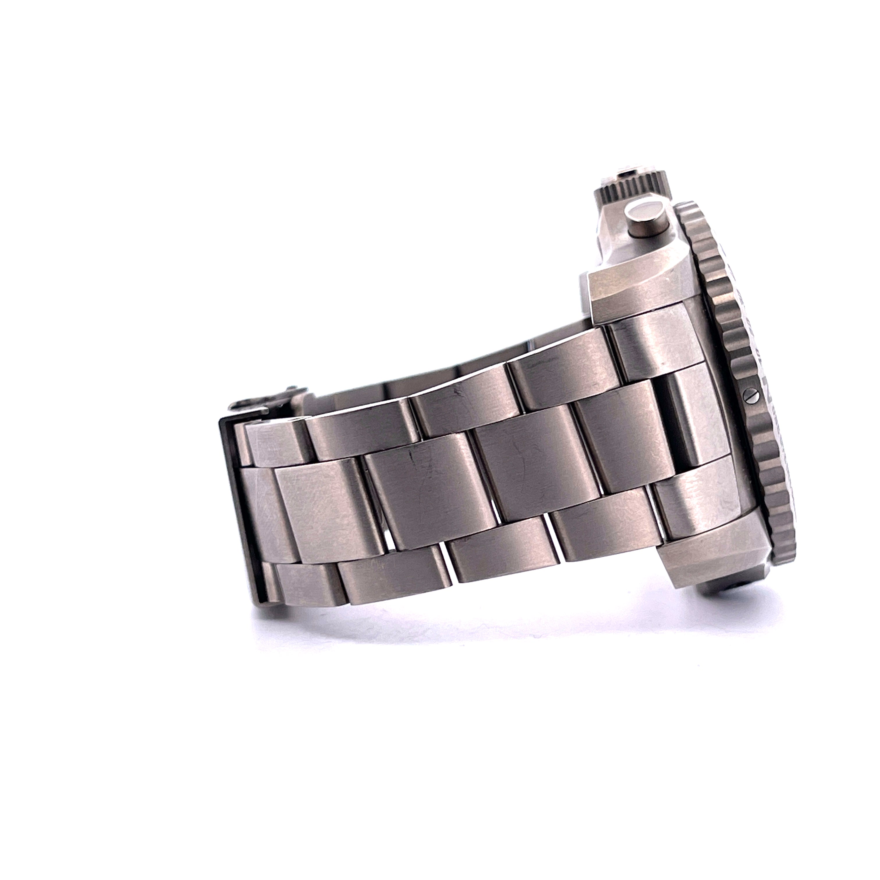 Breitling - Breitling Cockpit B50 - Juwelier Spliedt