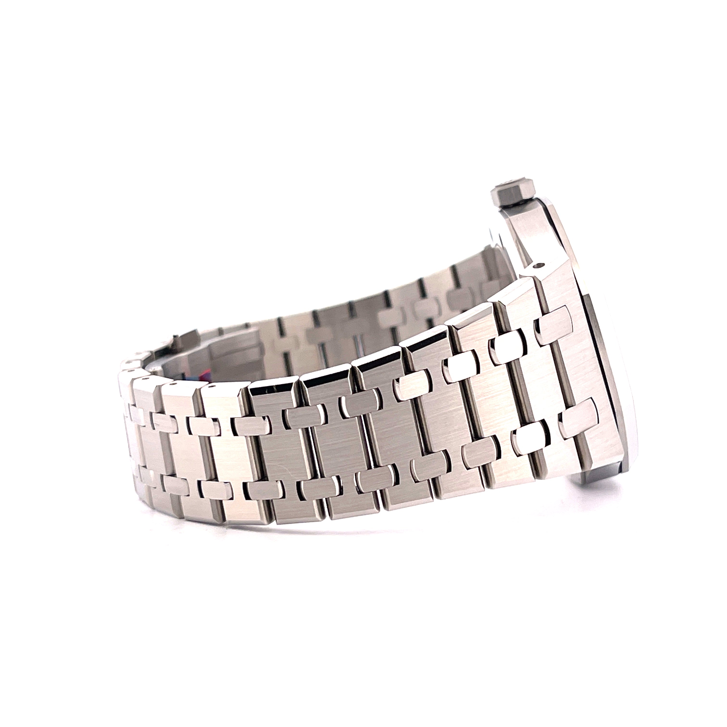 Royal Oak 41mm / Ref. 15500ST.OO.1220ST.02 / Grey Dial / premium Condition nearly unworn / Full Set / Germany 2021