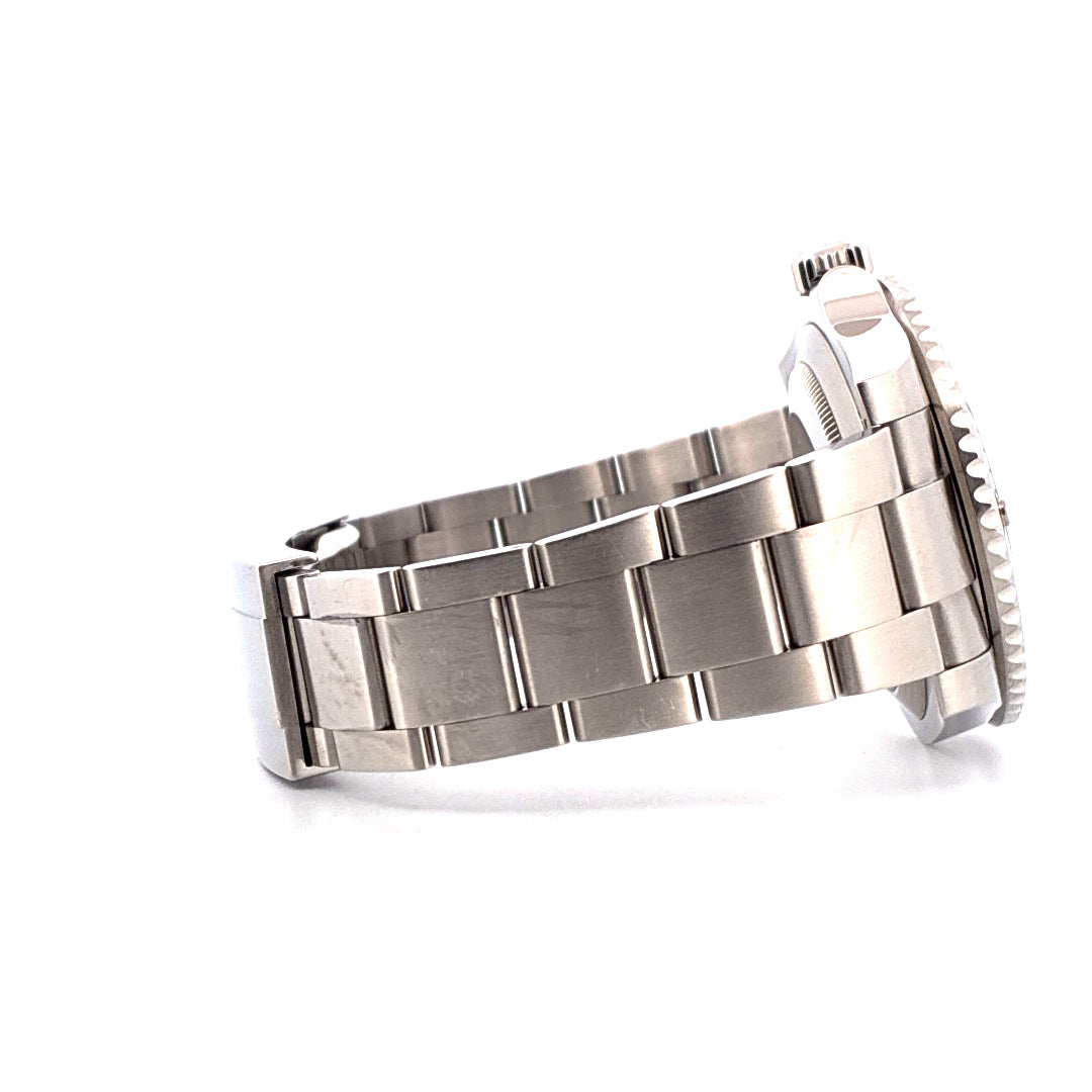Submariner (No Date) (2015)