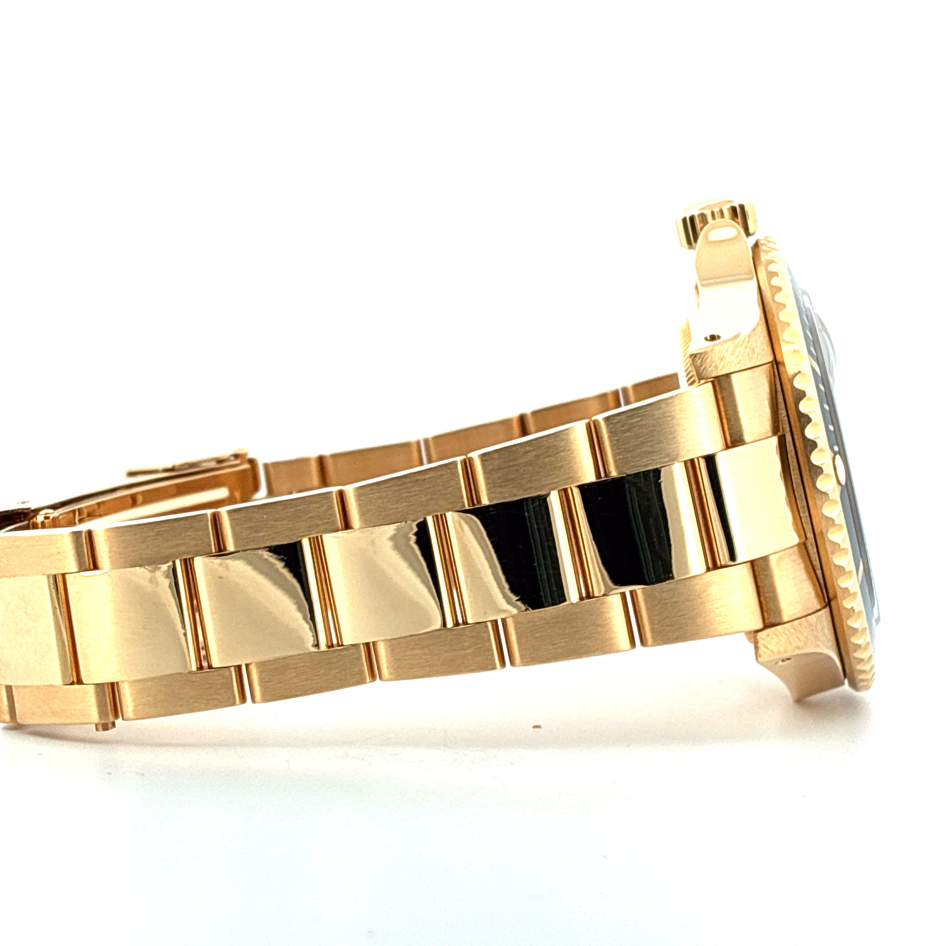 Rolex - Submariner Date / Premium Set / very good condt. / Service 2022 / 2001 - [product_sku]