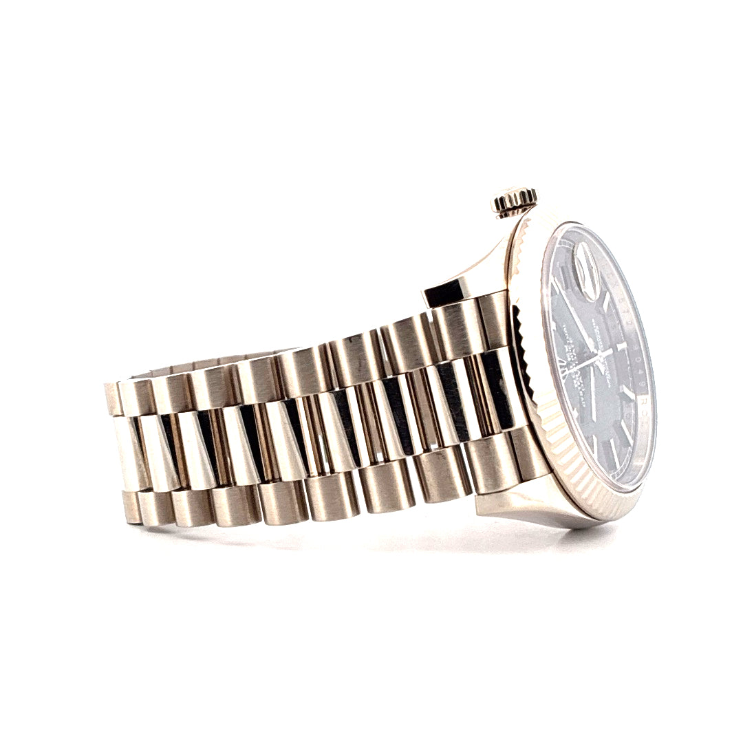 Day-Date 40 / White Gold / Linen Dial / 2021