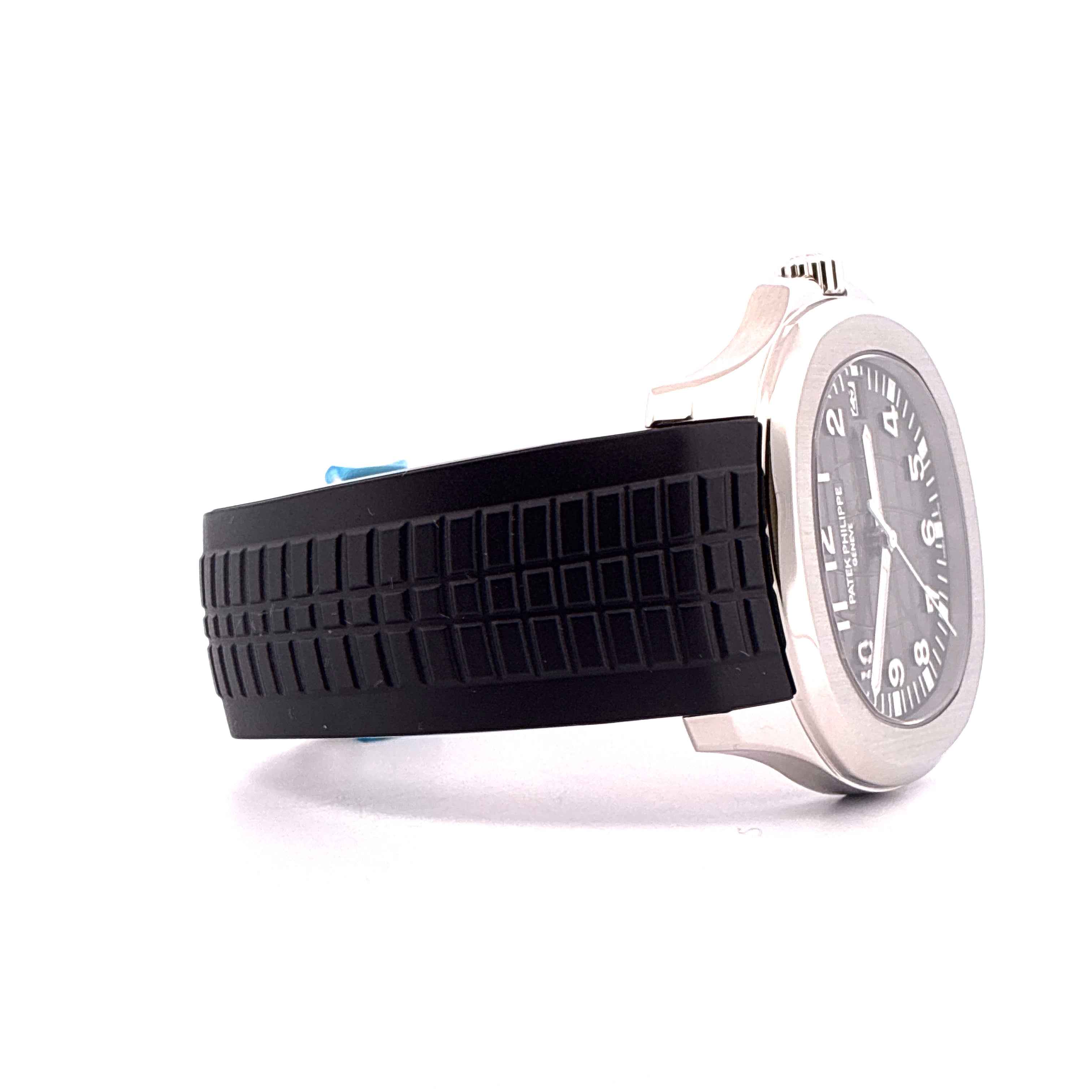 Aquanaut / Stainless steel / Rubber Strap / Stickers / Like New / Black Dial / Full-Set 2025