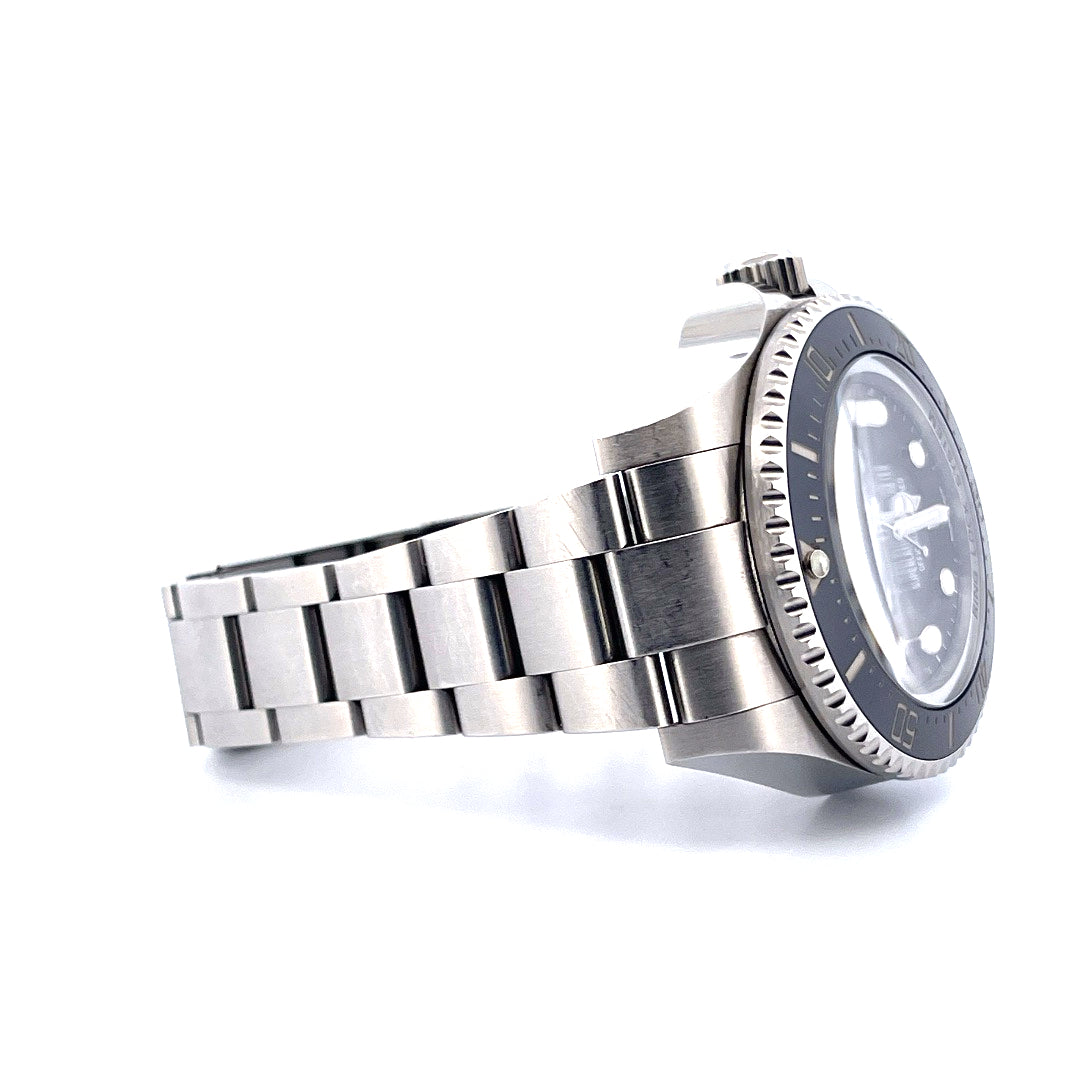 Sea-Dweller Deepsea Black Dial 44 Full Set / Very good condt. / on stock 2018 - Juwelier Spliedt