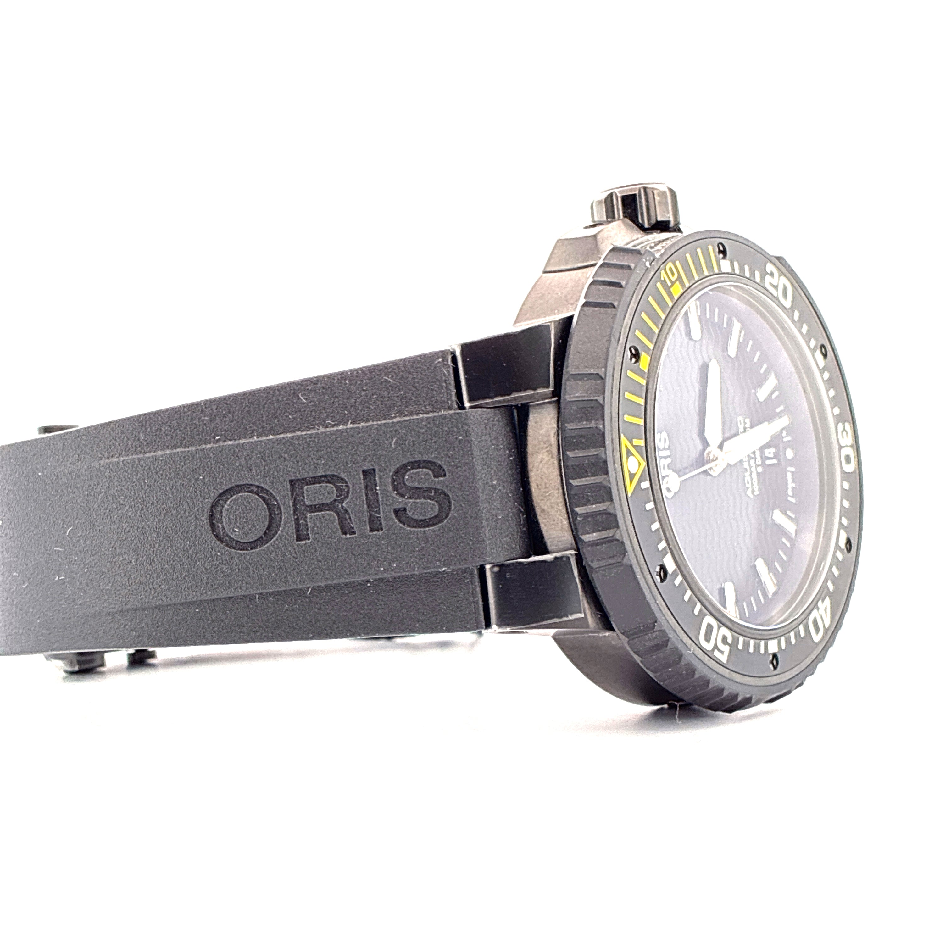 Oris Aquis Date Calibre 400