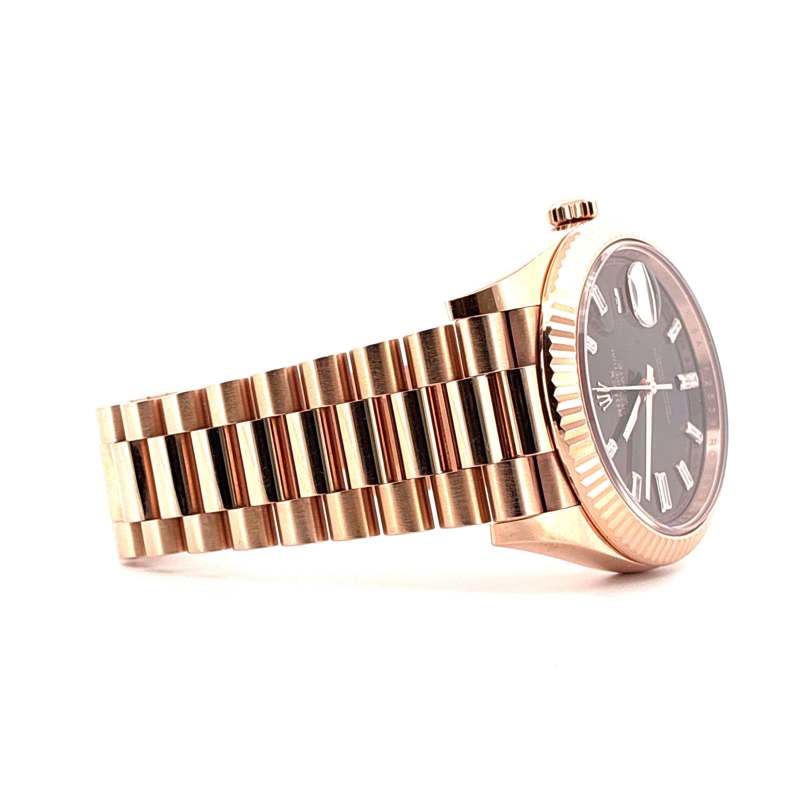 Rolex - Day-Date 40 / Roségold / Chocolate Dial / Baguette / Full-Set / 2022 - [product_sku]