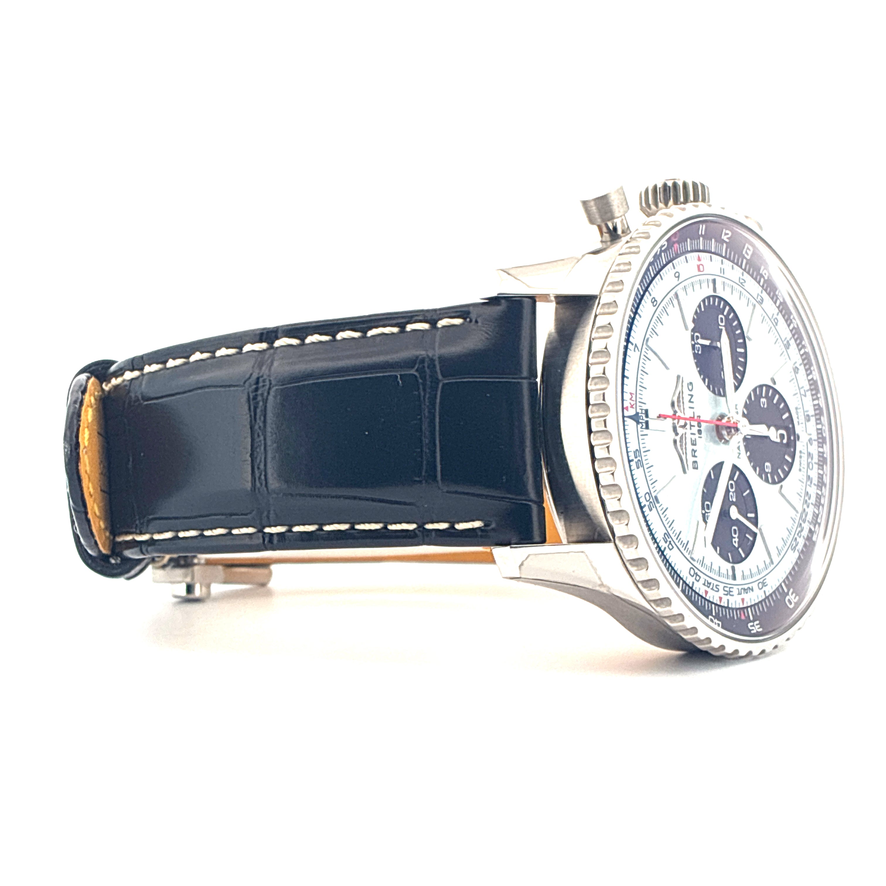 Breitling - Navitimer 1 B01 Chronograph 43 / Ice Dial / very good condt. / leather strap / Full-Set 2023 - [product_sku]