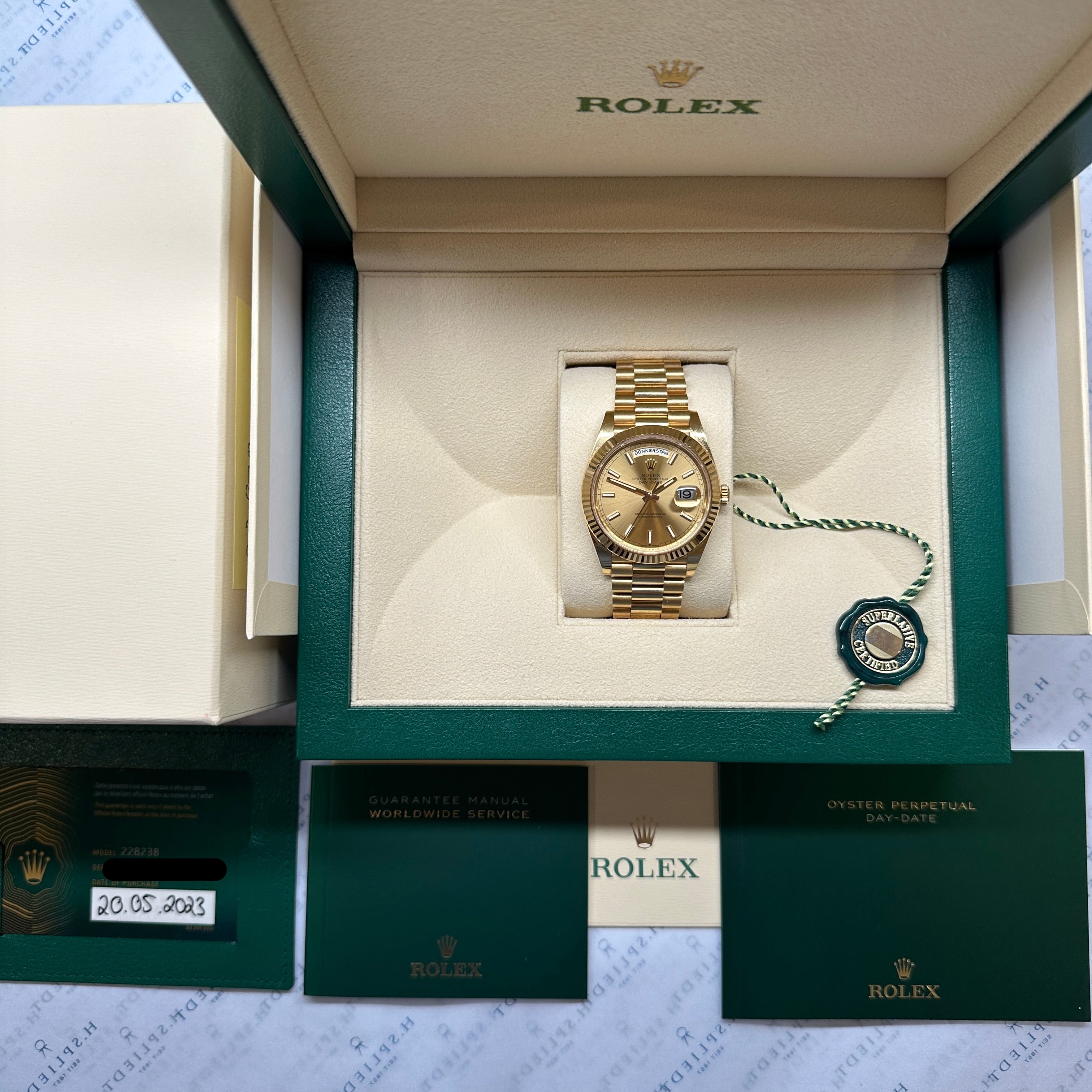 Rolex - Day-Date 40 Gold Dial Ref. 228238 Box & Paper / very good Condition / 2023 - [product_sku]