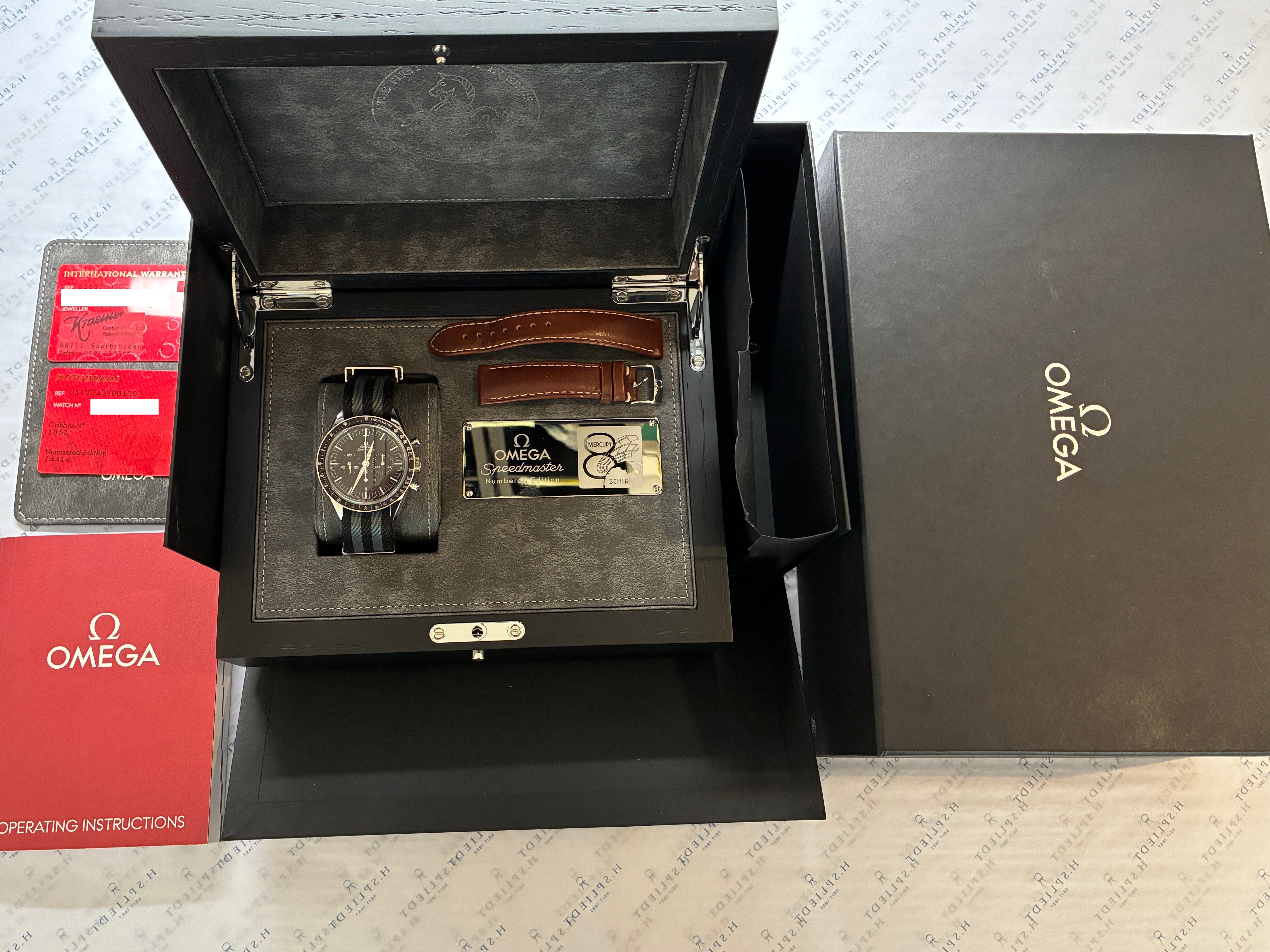 Speedmaster Professional Moonwatch / second strap / FOIS / Box & Papers / 2020