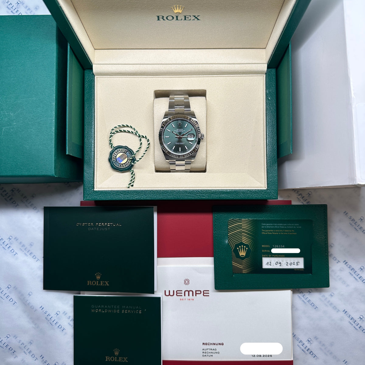 Datejust 41 Mint Dial 126334 / Full Set + Invoice / LC100 / 2025