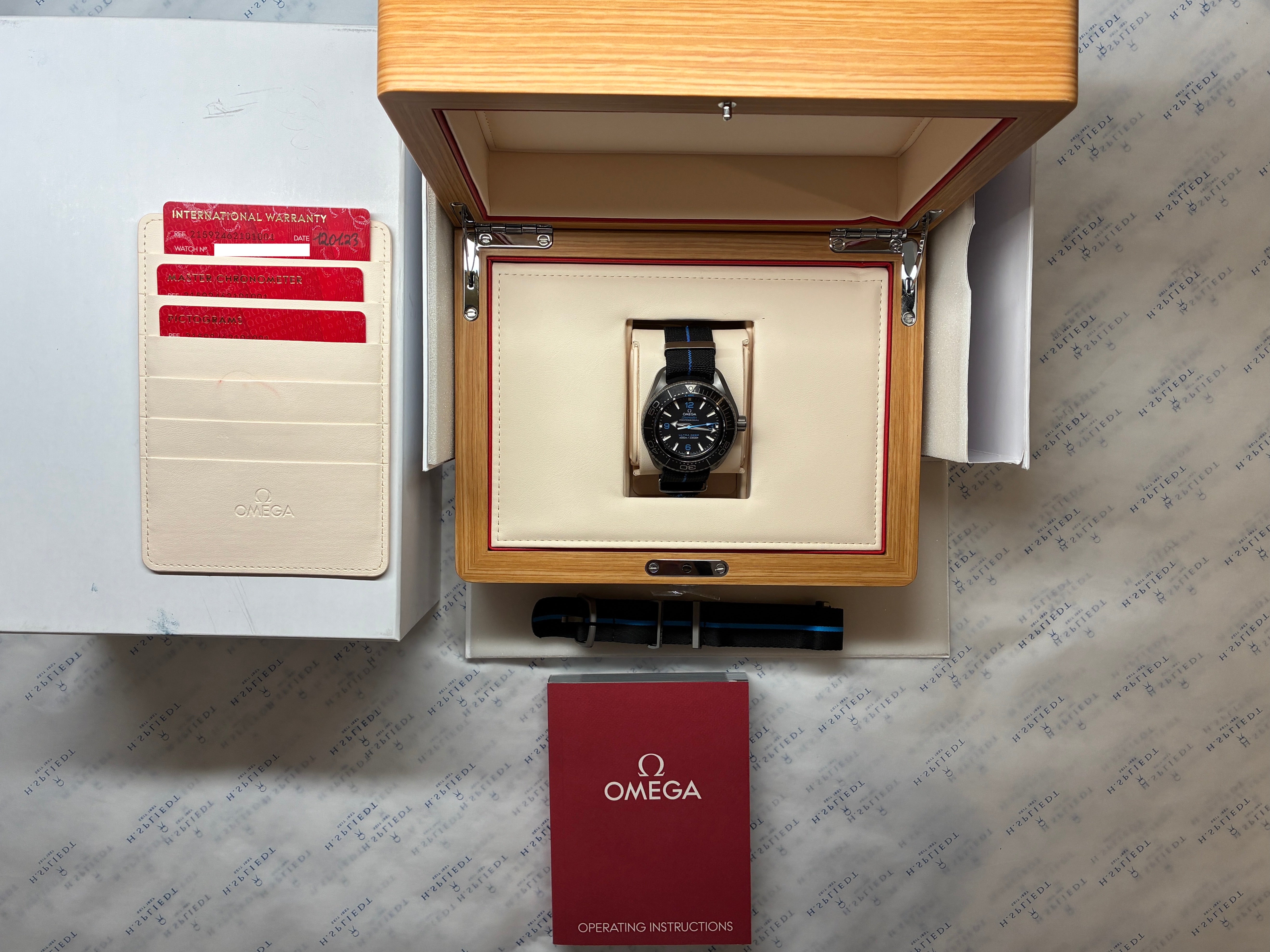 Seamaster Ultra Deep 6000M / very good condt. / second streep / Titan / Full-Set 2023