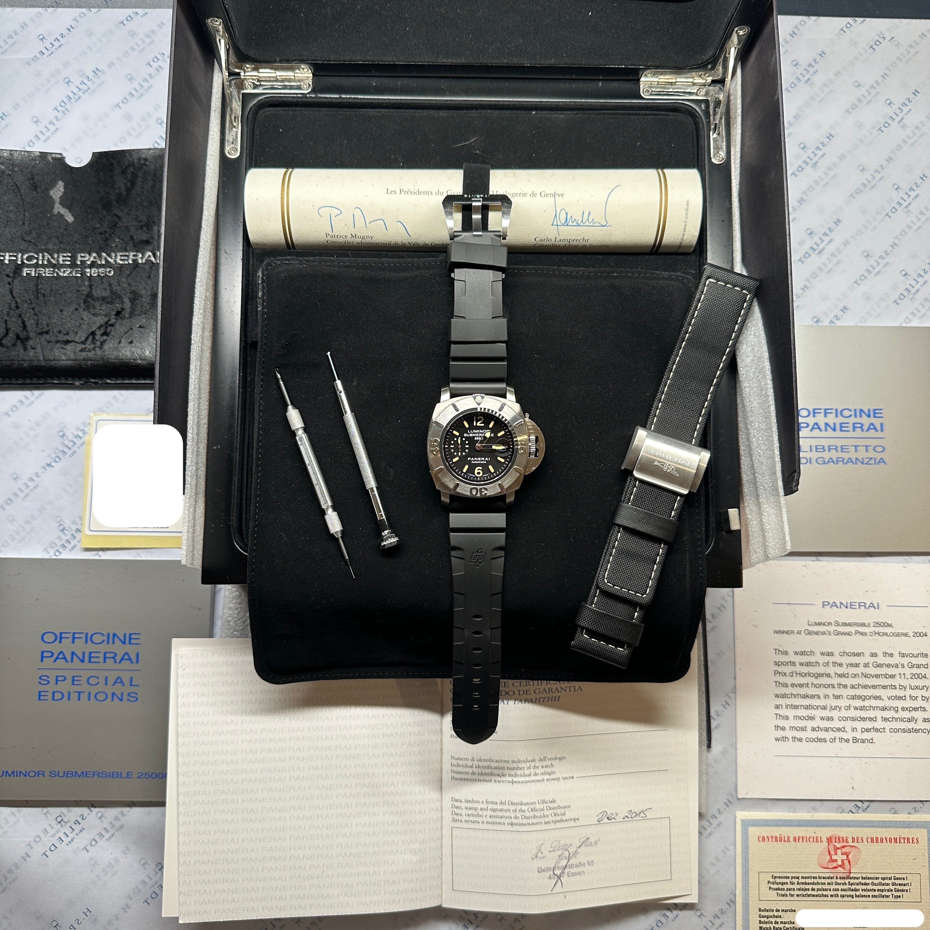 Panerai - Luminor Submersible Titan / Full Set incl. 2nd Strap / Germany / 2015 - [product_sku]