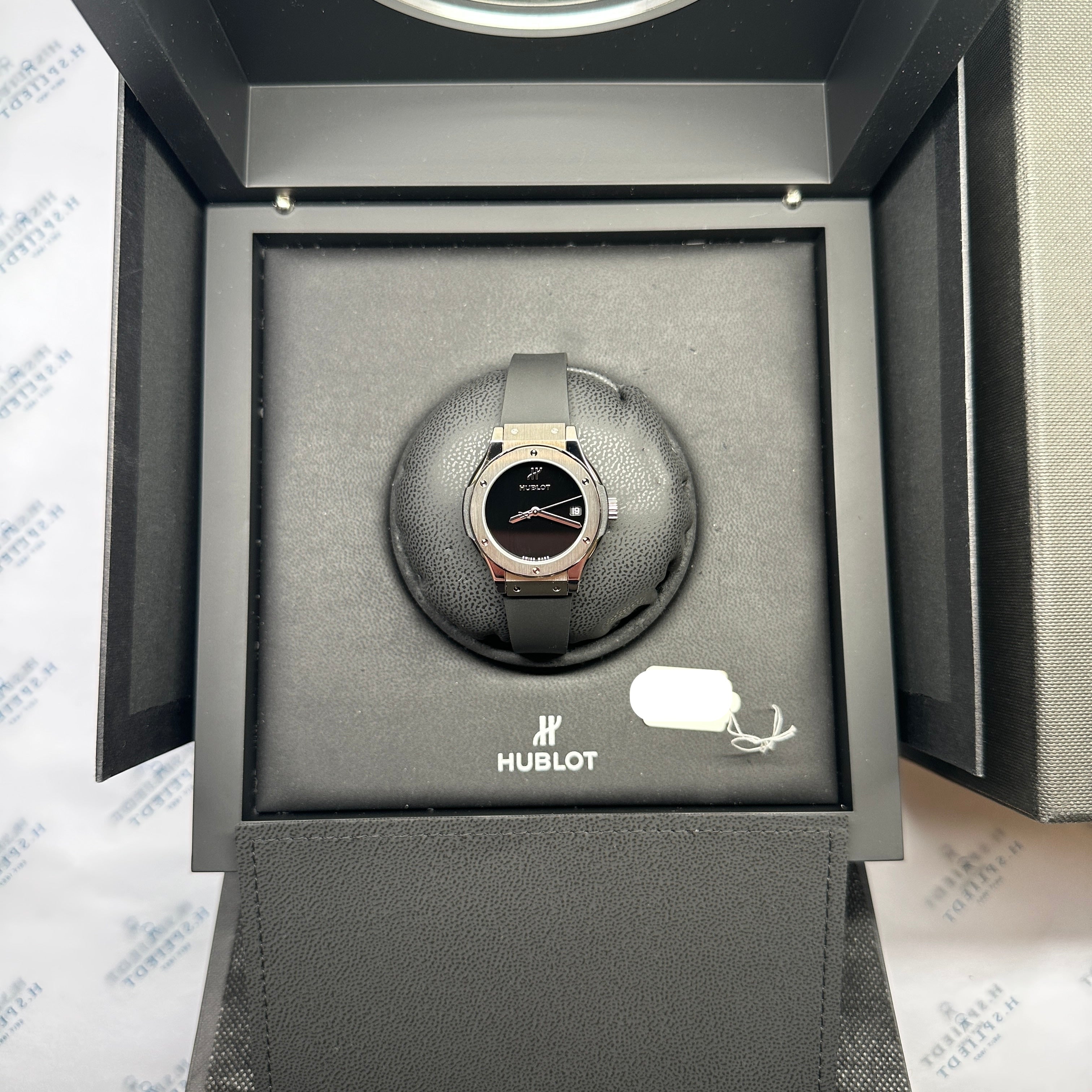 Hublot - Classic Fusion Original 33 mm Quarz / Box and E Warranty / Unworn / 2024 - [product_sku]