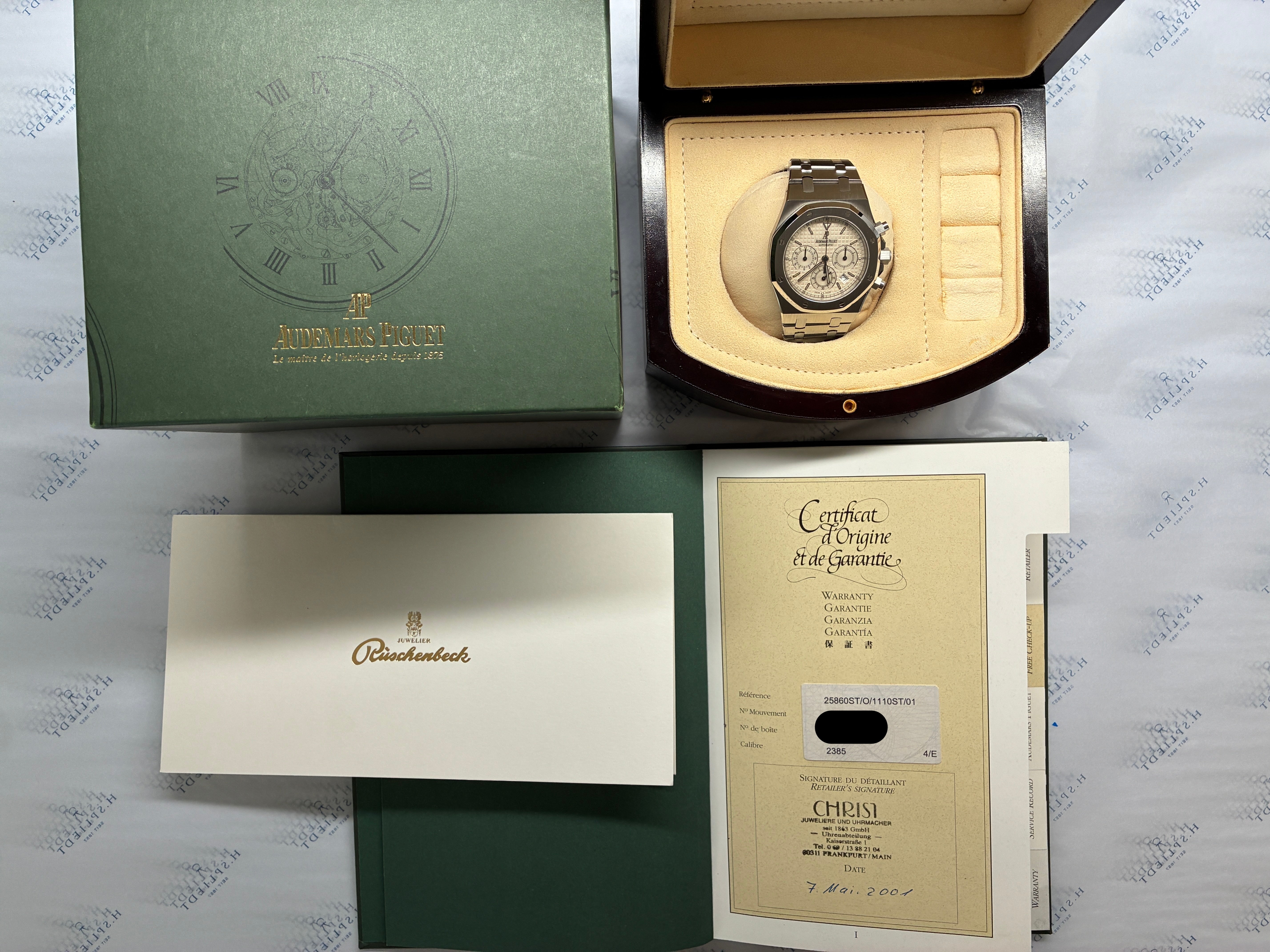 Royal Oak Chronograph / Small Tapisserie / White Dial / Large AP Service 2025 / Full-Set / 2001