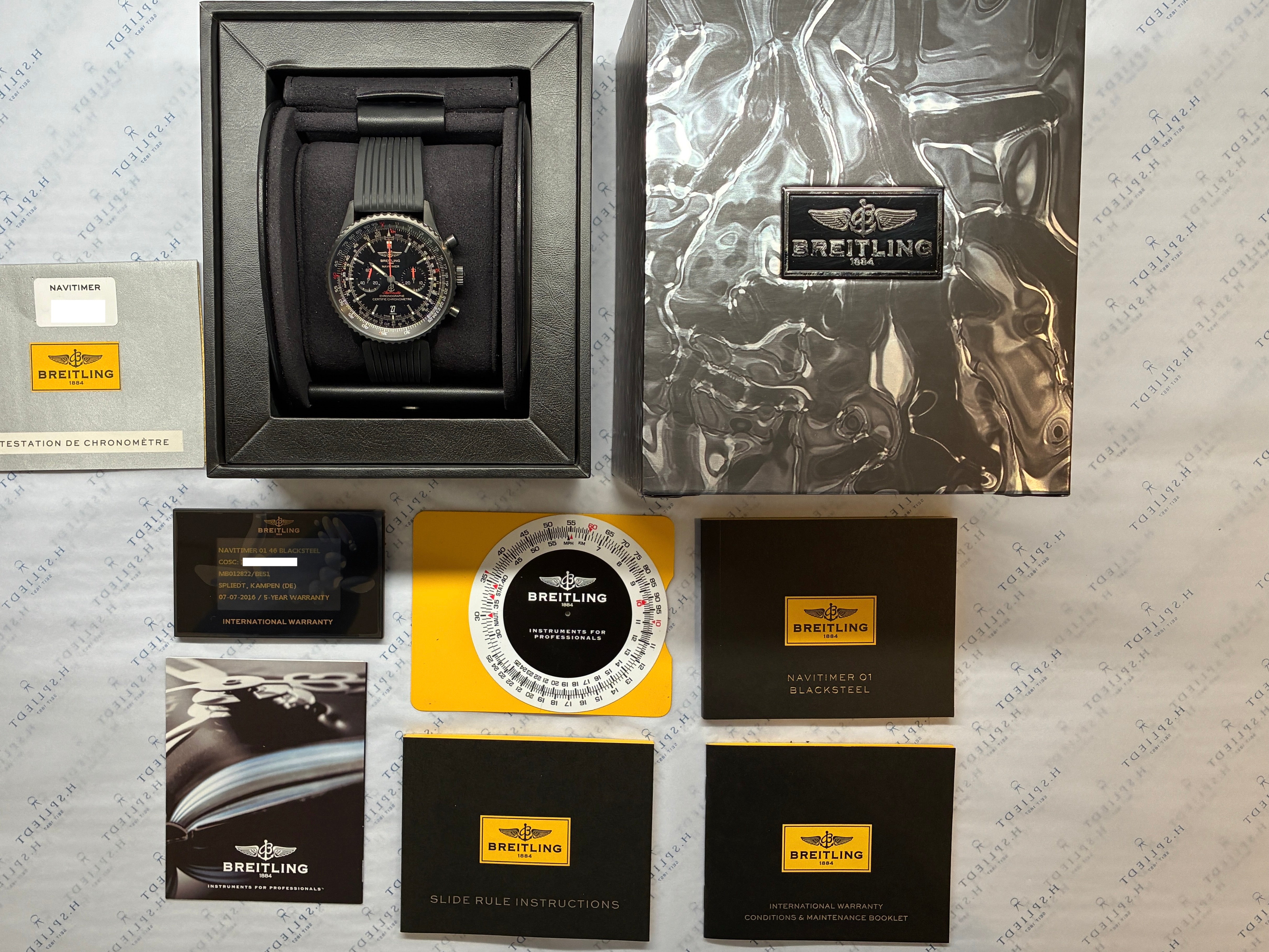 Navitimer 01 / Black steel / very good condt. / Full-Set / 2016