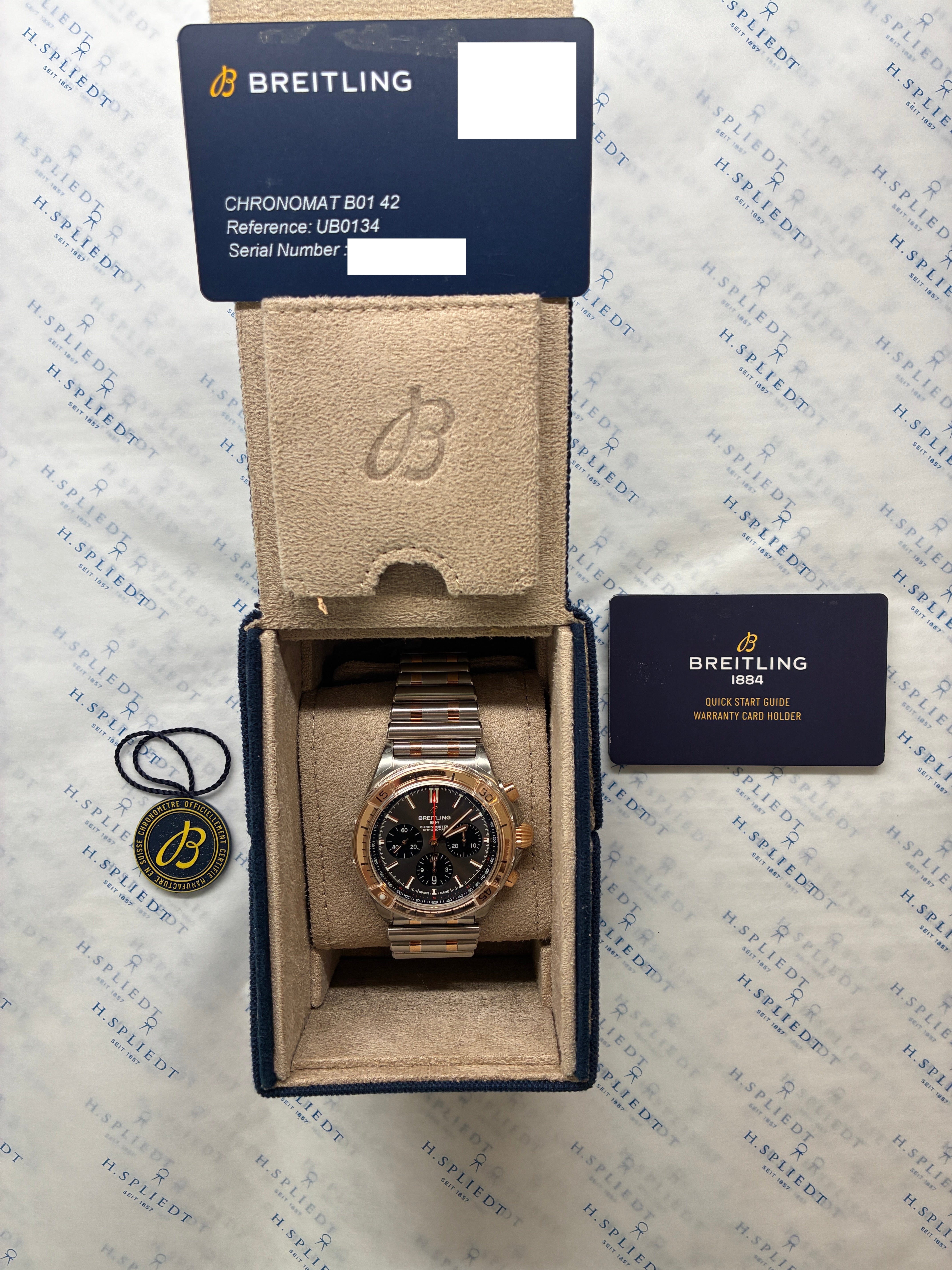 Chronomat B01 42 / Bicolor / Grey Dial / Stickers / Very good condt. / Full-Set / 2024
