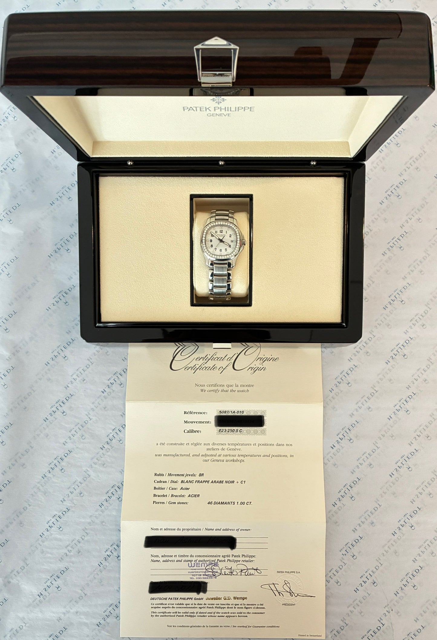 Patek Philippe Aquanaut Luce Diamond Bezel Ref. 5087/1A-010 White Dial / Box and Papers 2011