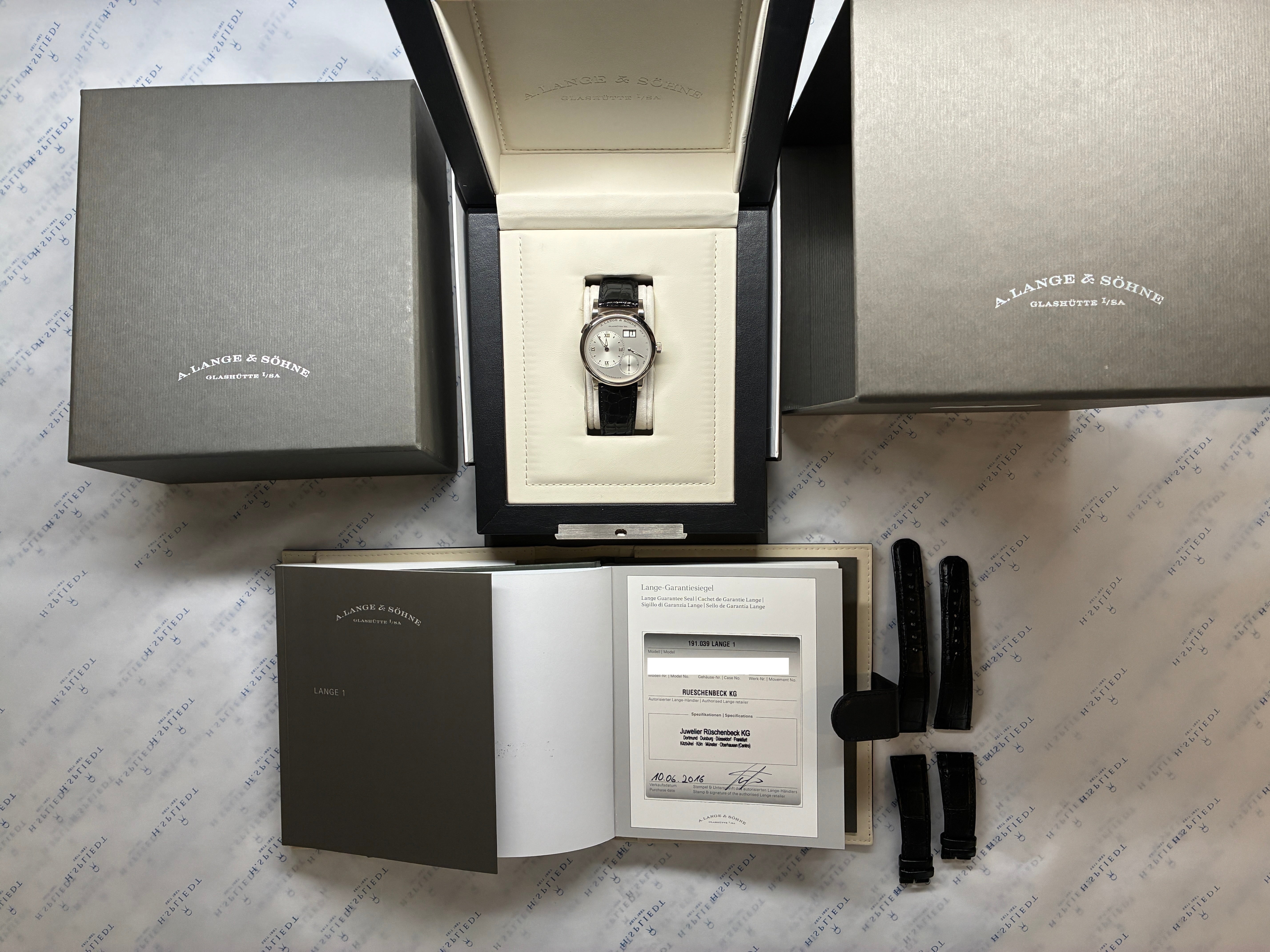 Lange 1 / Weißgold / addtional straps (2016)