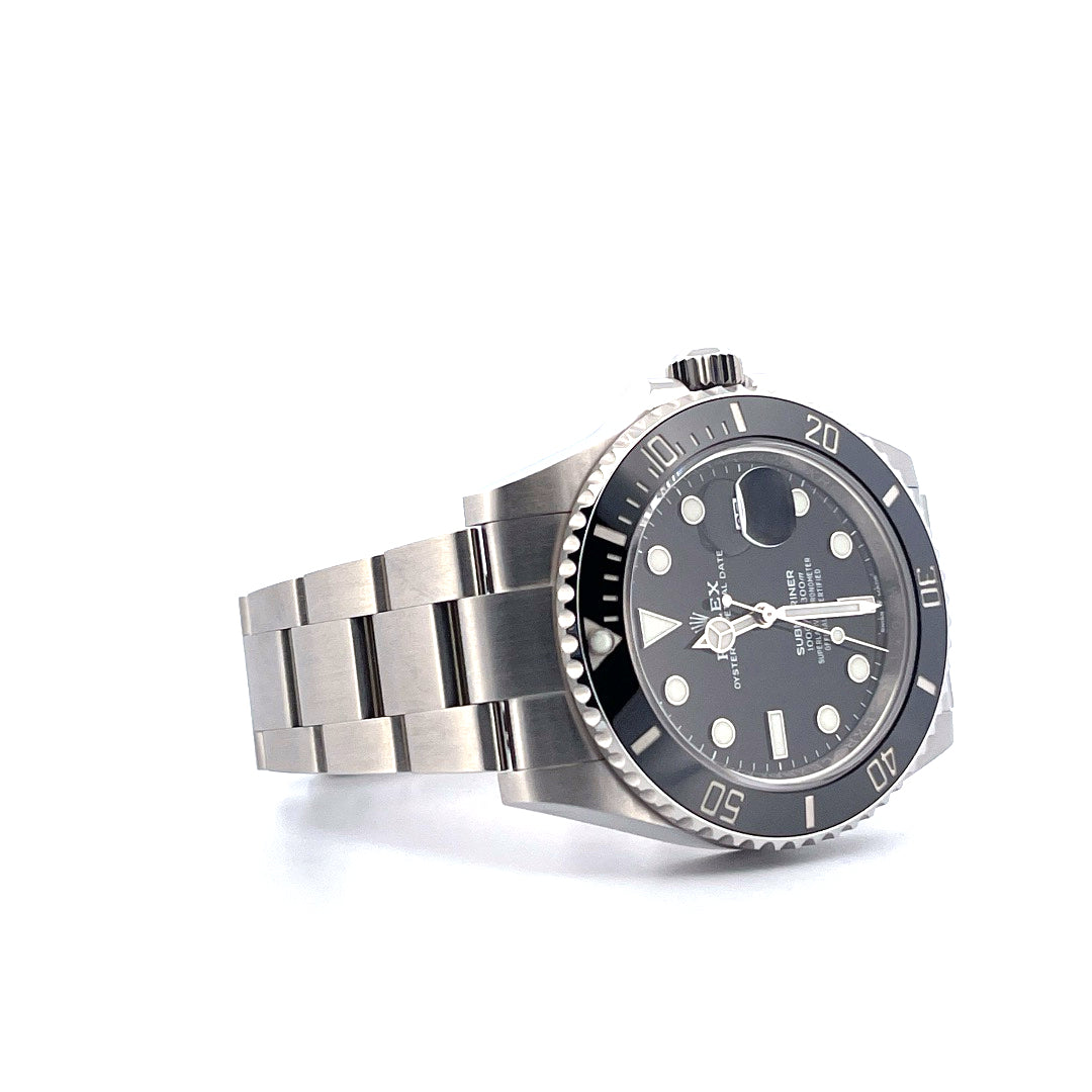 Submariner Date / 41 mm / schwarze Lünette / Full Set (2022) - Juwelier Spliedt