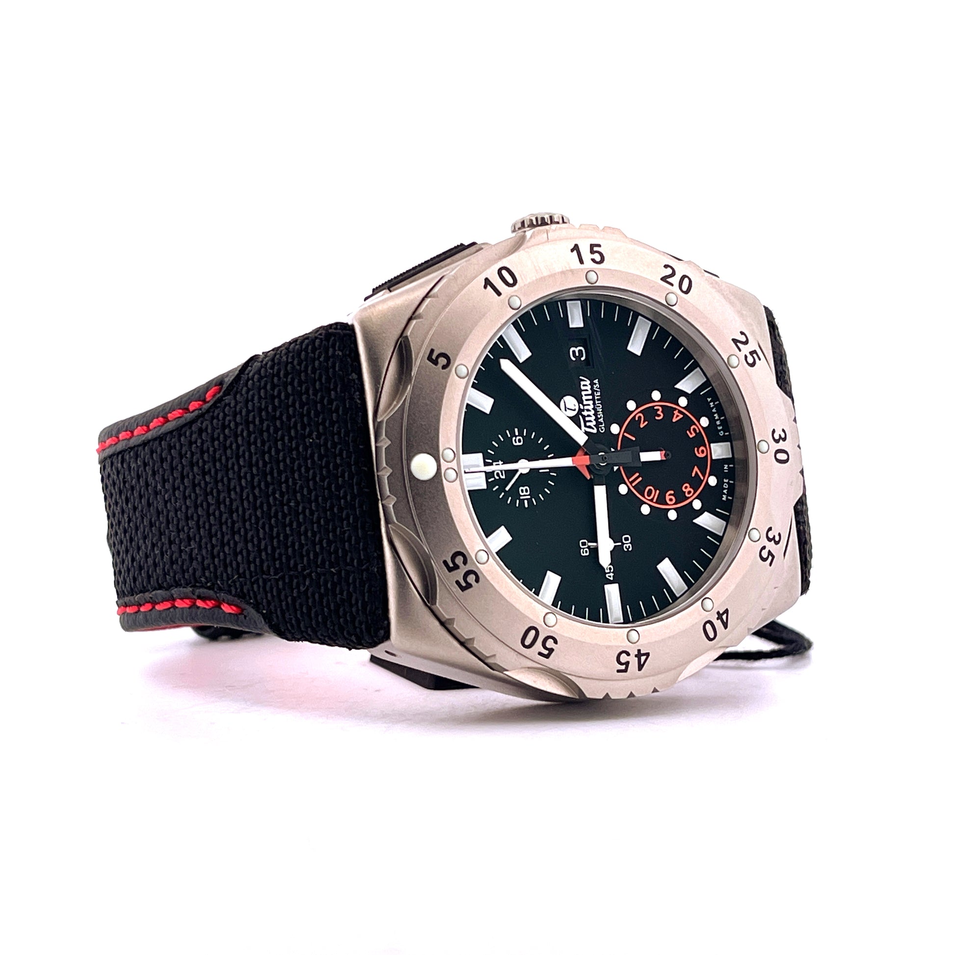 Tutima - Tutima M2 Pioneer Chronograph 6451-02 - Juwelier Spliedt