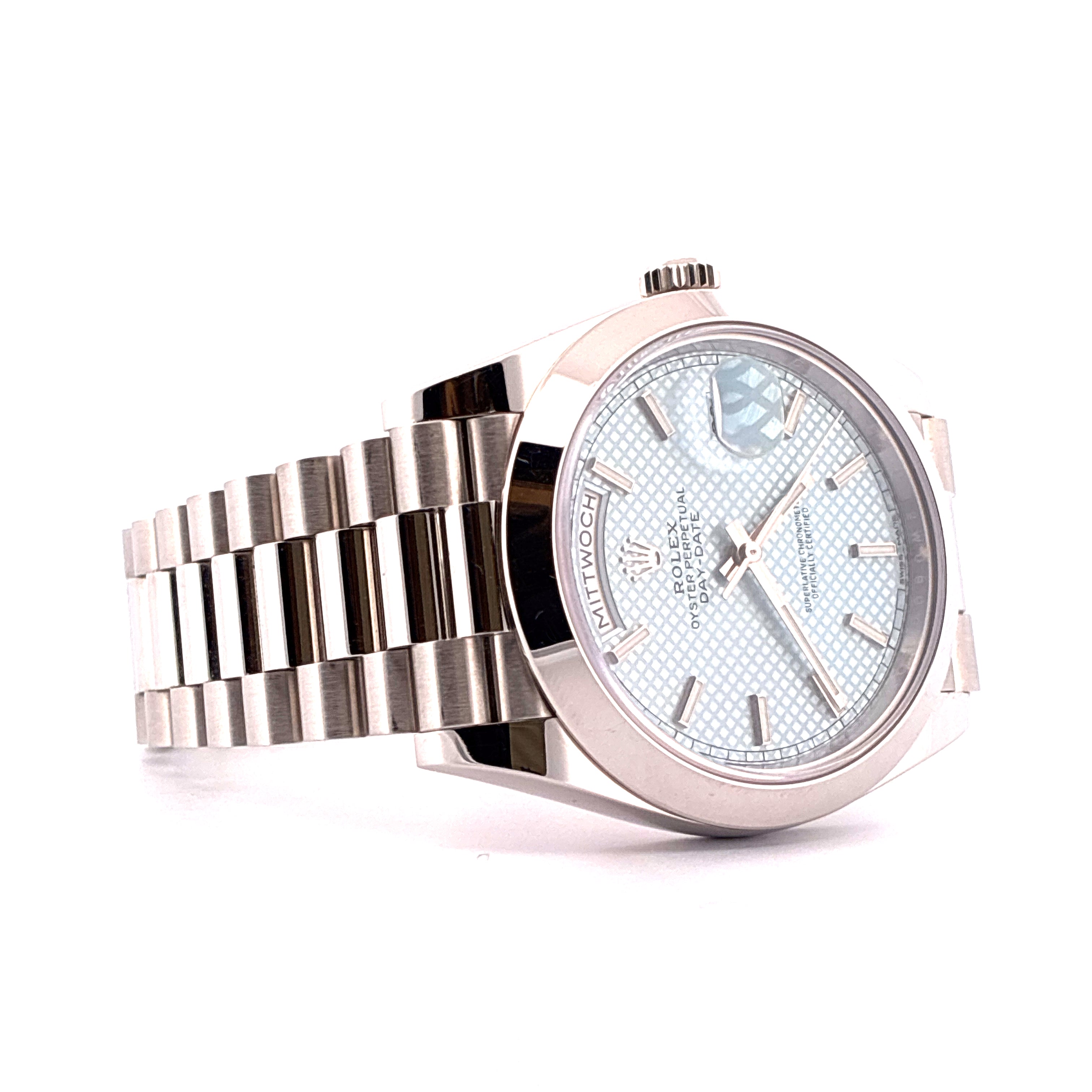 Day-Date / Ice Blue Dial / Waffle / Platinum / Link Adjustment / Full-Set / 2019