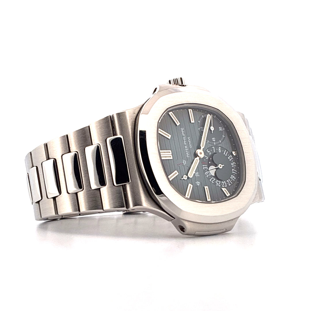 Patek Philippe Nautilus 5712/1A-001 Edelstahl mit blauem Zifferblatt und Mondphasenanzeige von der Seite