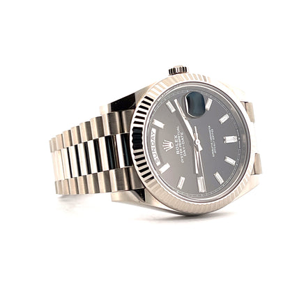 Rolex - Rolex Day-Date 40 Black Dial & Baguette Diamonds - Juwelier Spliedt